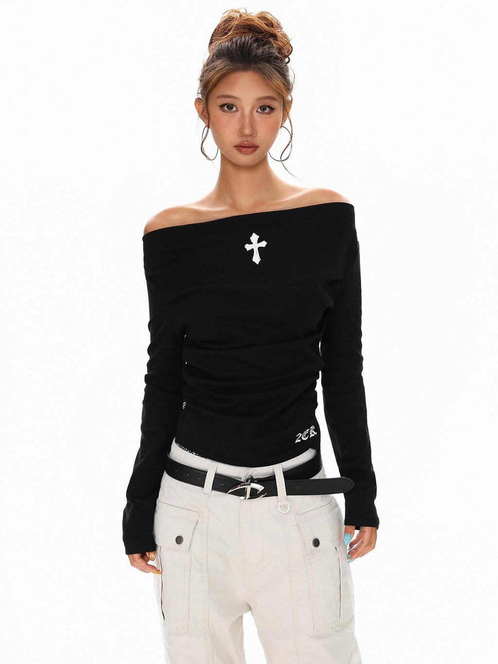 XPKAEAX Vintage Cross Print Pleated Off Shoulder Slim Fit Women's Long Sleeve T-shirts