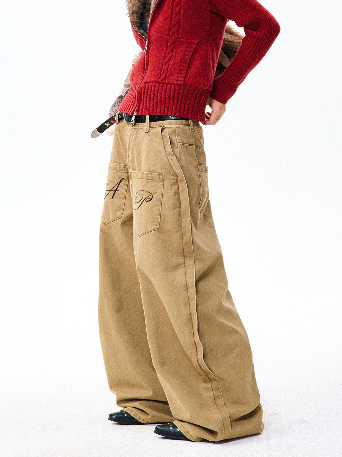 YOUNG STAGE Vintage Embroidered Letter Pocket Cotton Women's Wide-leg Jeans