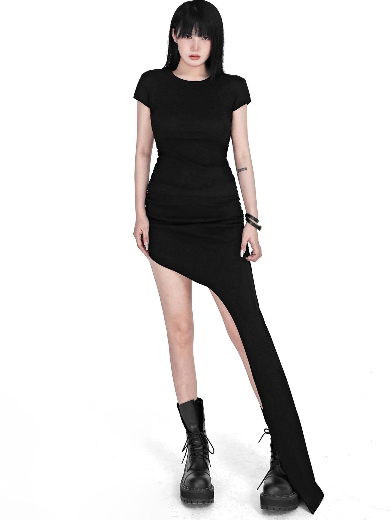 YUBABY Black Asymmetric Ruched Low Waist Women's Cotton Blend Midi Skirts