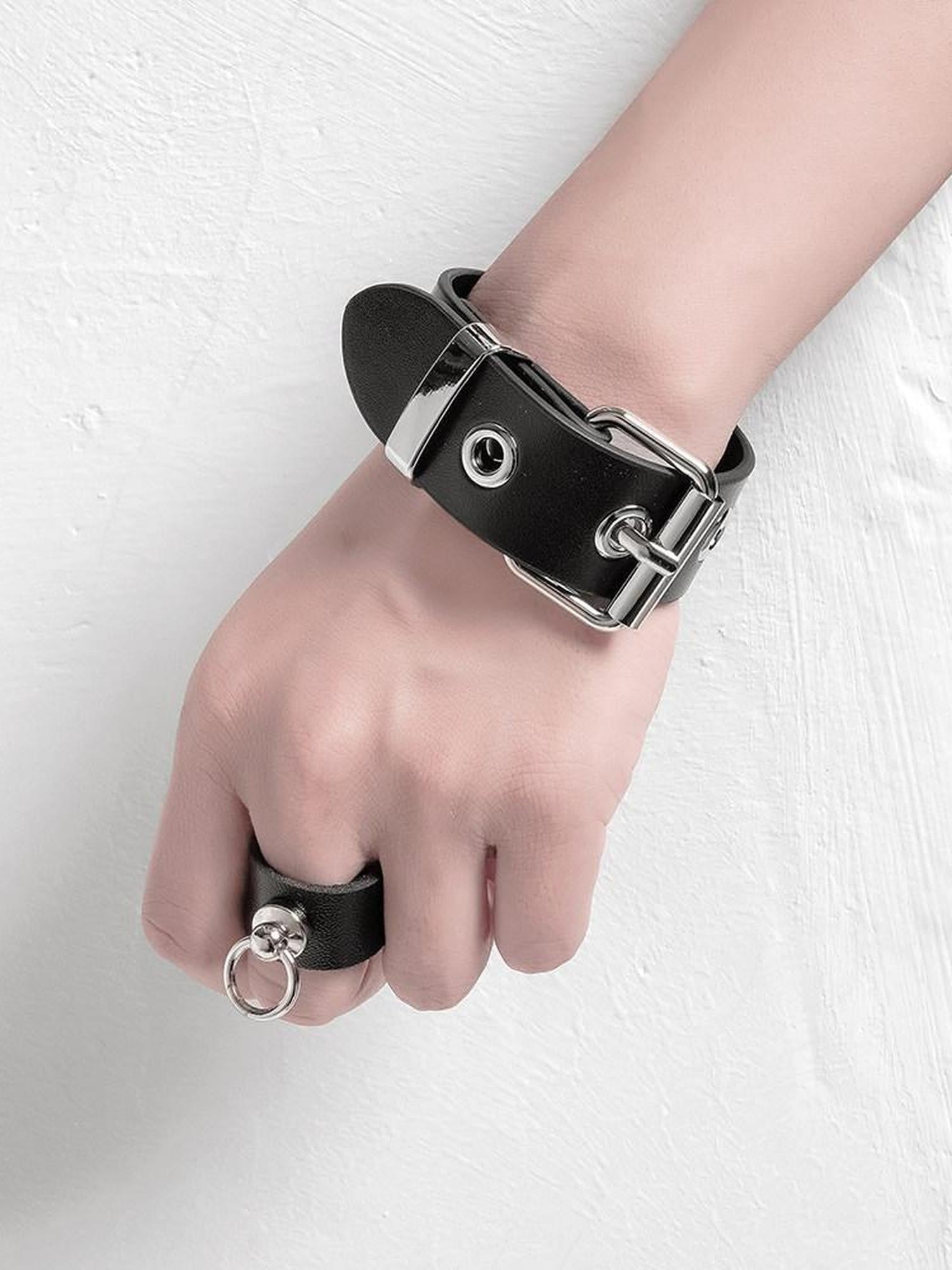 YUBABY Black Dark Punk Hardcore Metal Buckle Wide Belt Style Women's Rings