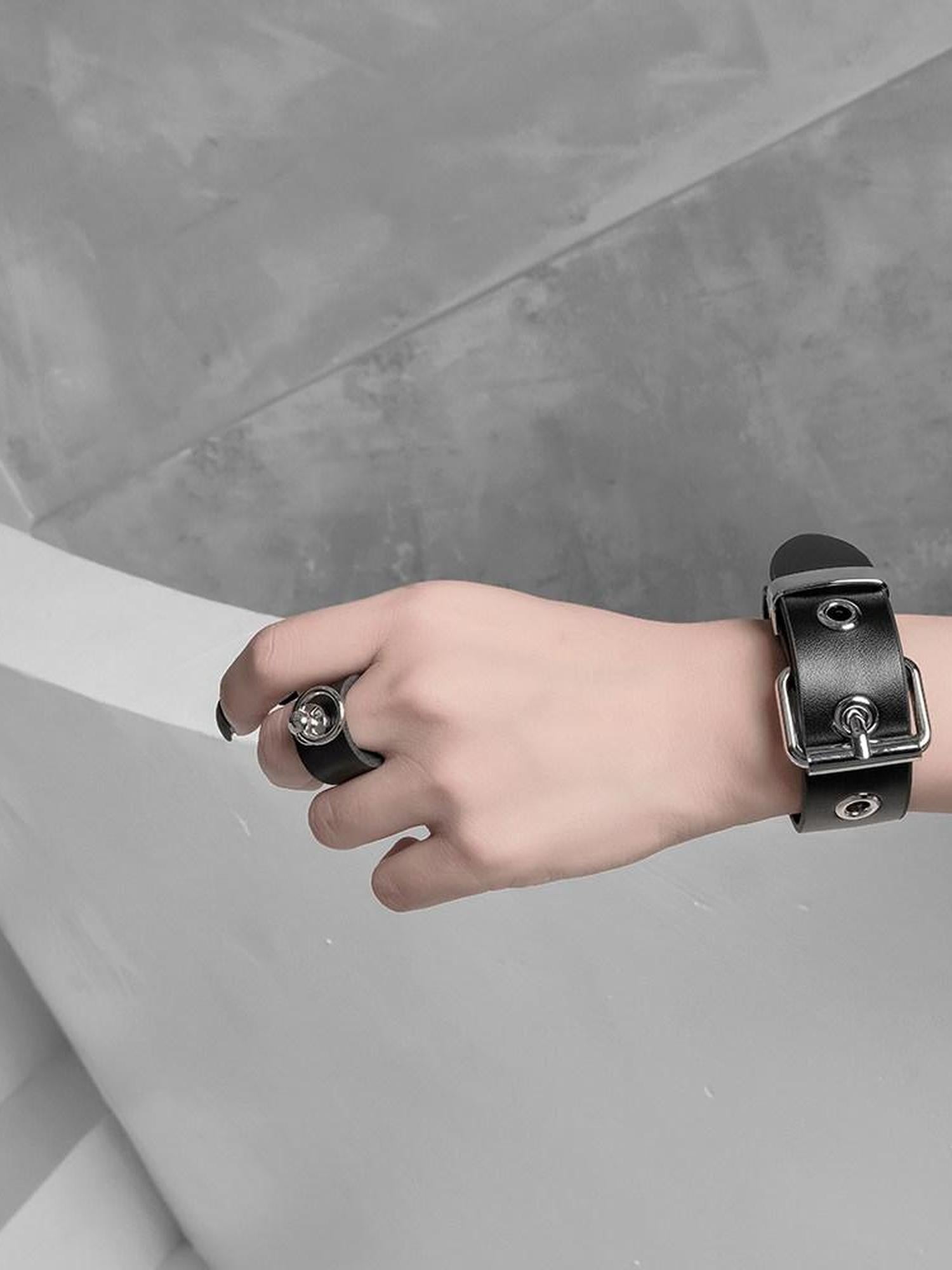 YUBABY Black Dark Punk Hardcore Metal Buckle Wide Belt Style Women's Rings