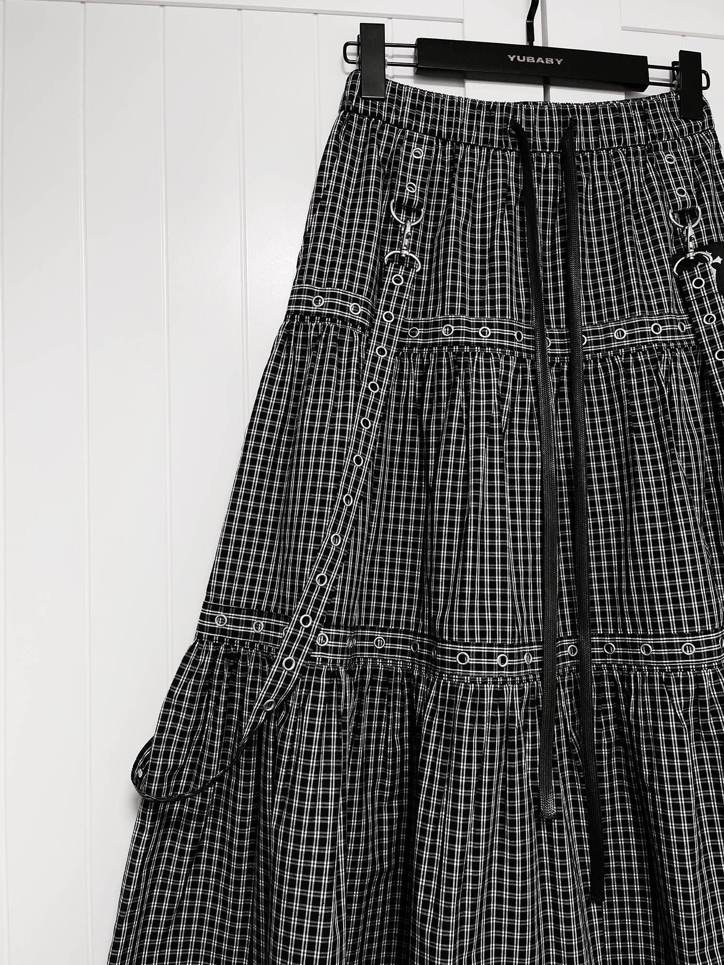 YUBABY Black Plaid Metal Ring Strap Layered High Waist Women's A Line Maxi Skirts
