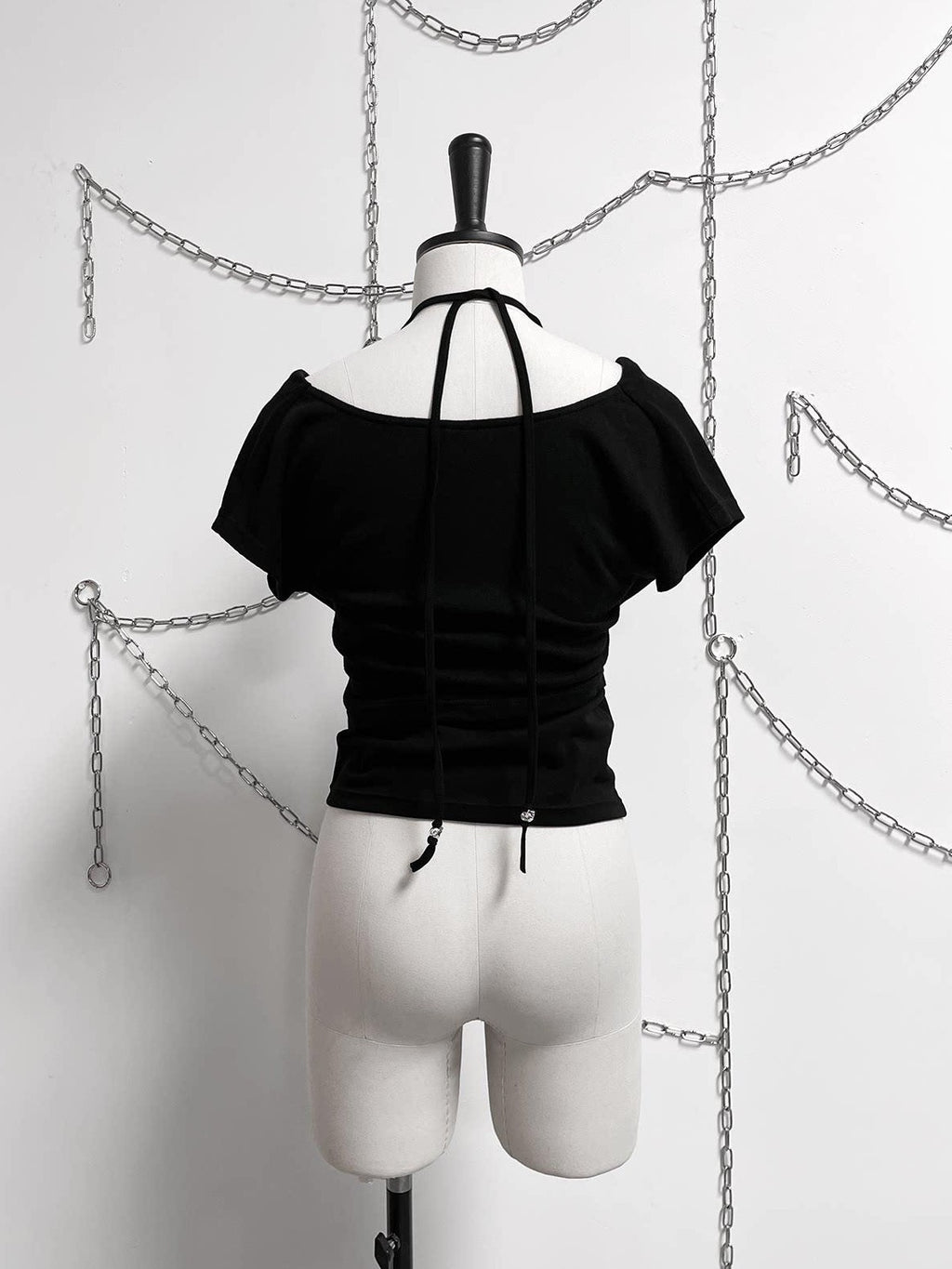 YUBABY Black Spliced Metal Skull Applique Gothic Halter Women's Neck Gaiters