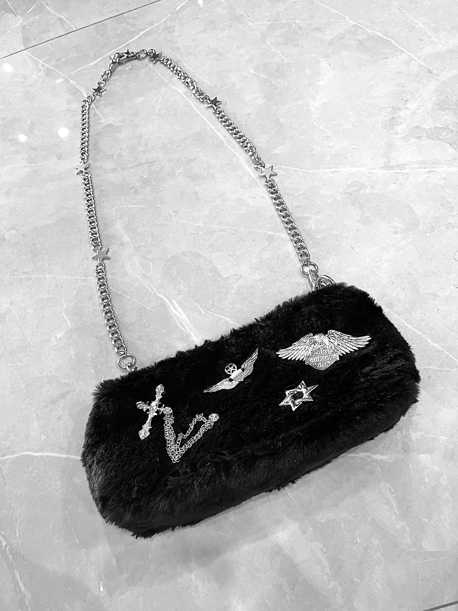 YUBABY Black White Faux Fur Metal Chain Badge Star Detachable Handle Women's Handbags