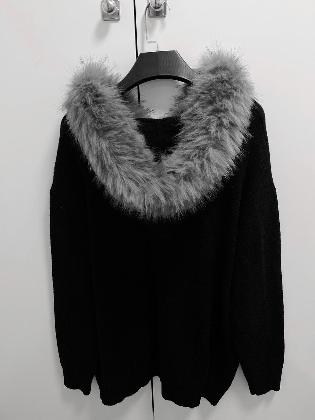 YUBABY Faux Fox Fur Oversize Collar Gothic Cross Women's Cotton Blend Hoodies
