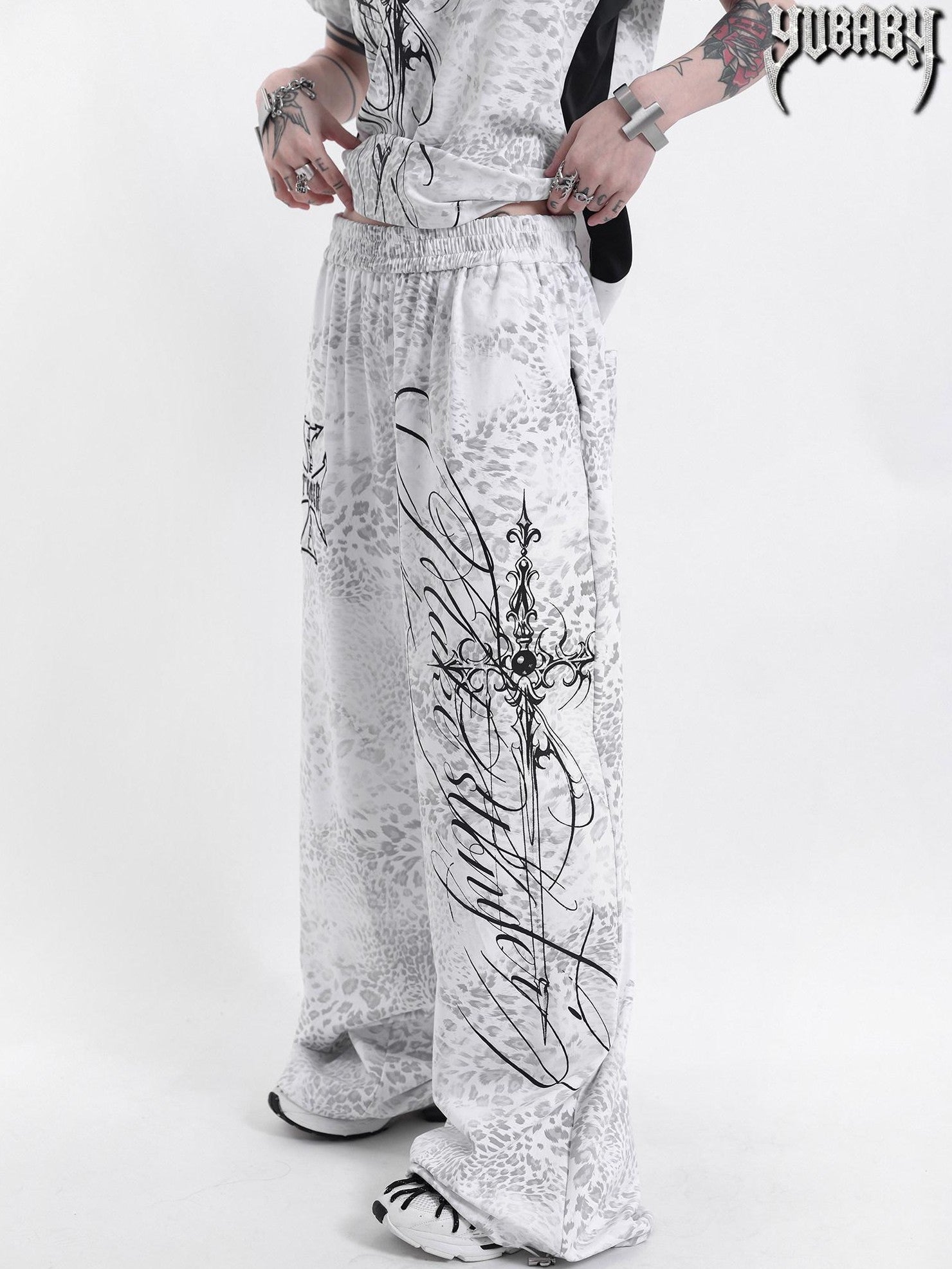 YUBABY Leopard Print Embroidered Script Women's Quick Dry Tr Stretch Chinos