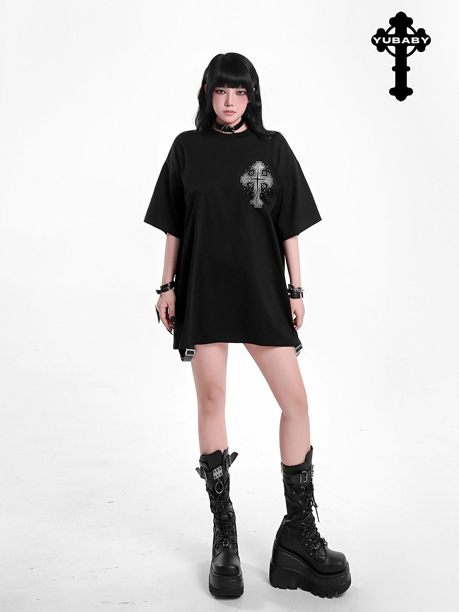 YUBABY Multicolor Rhinestone Cross Gothic Women's Cotton Blend Short Sleeve T-shirts