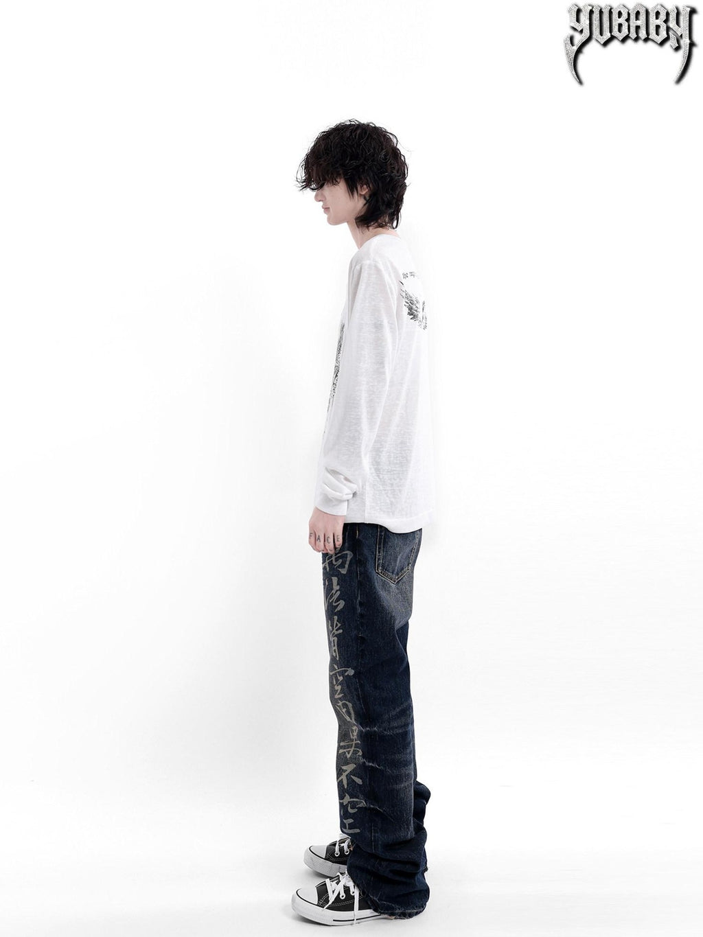 YUBABY Navy Calligraphy Print Slimming Pockets Mid Rise Women's Cotton Straight Jeans