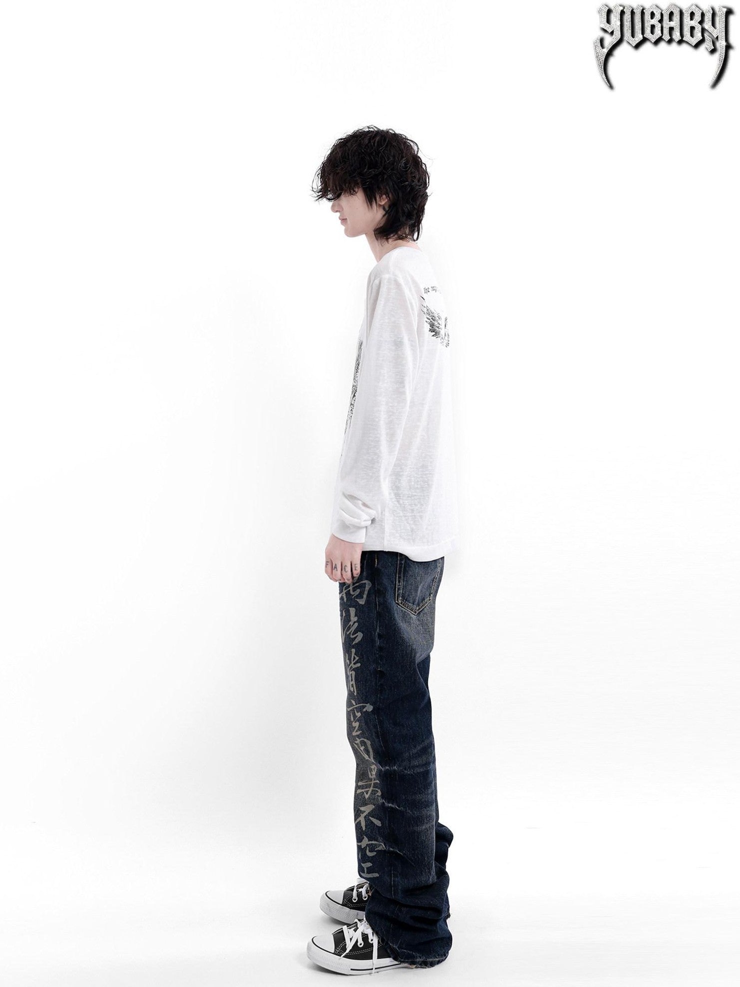 YUBABY Navy Calligraphy Print Slimming Pockets Mid Rise Women's Cotton Straight Jeans