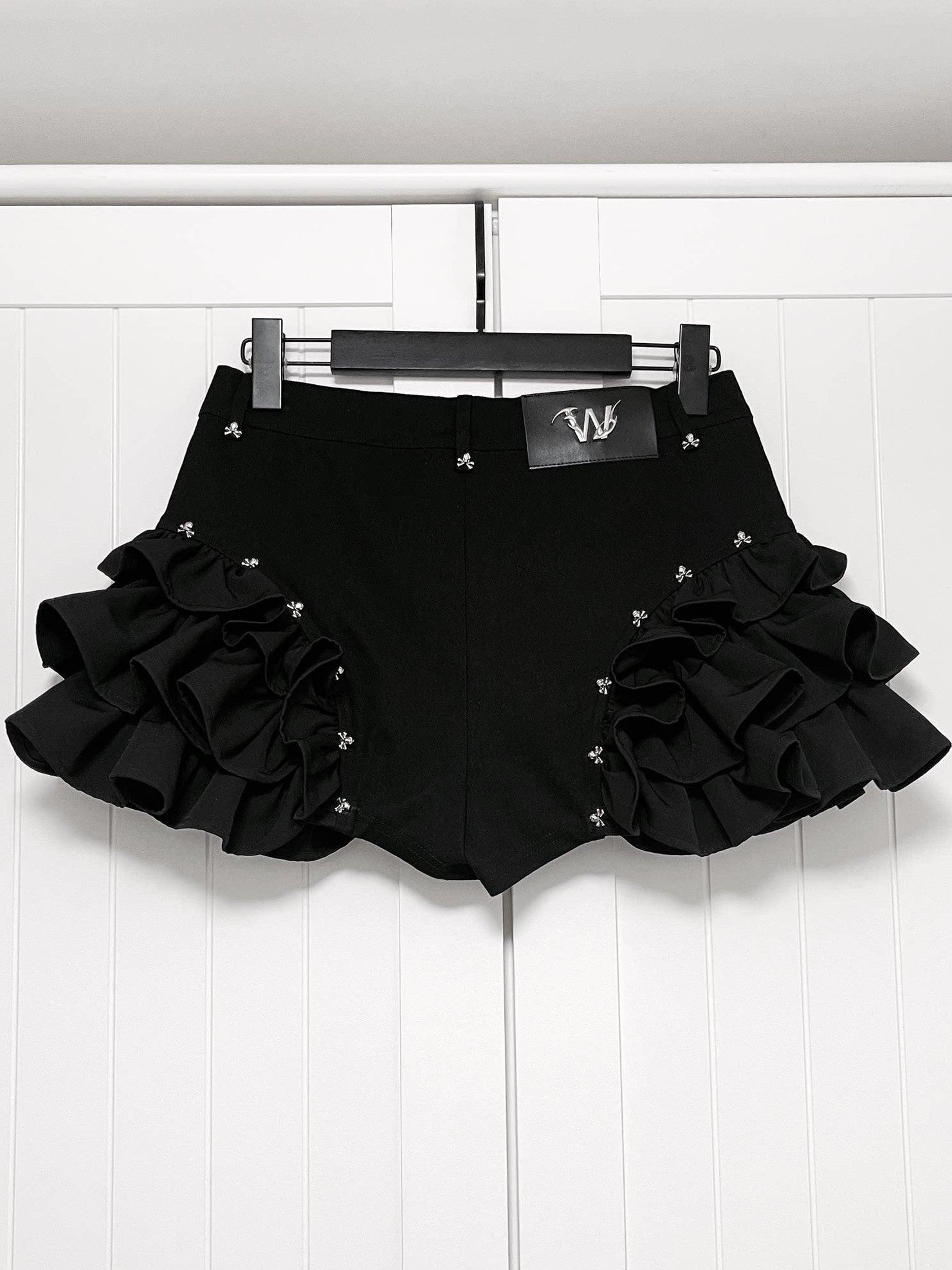 YUBABY Puffy Large Lace Wavy Layered Ruffle Gothic Mid Rise Women's Denim Skorts