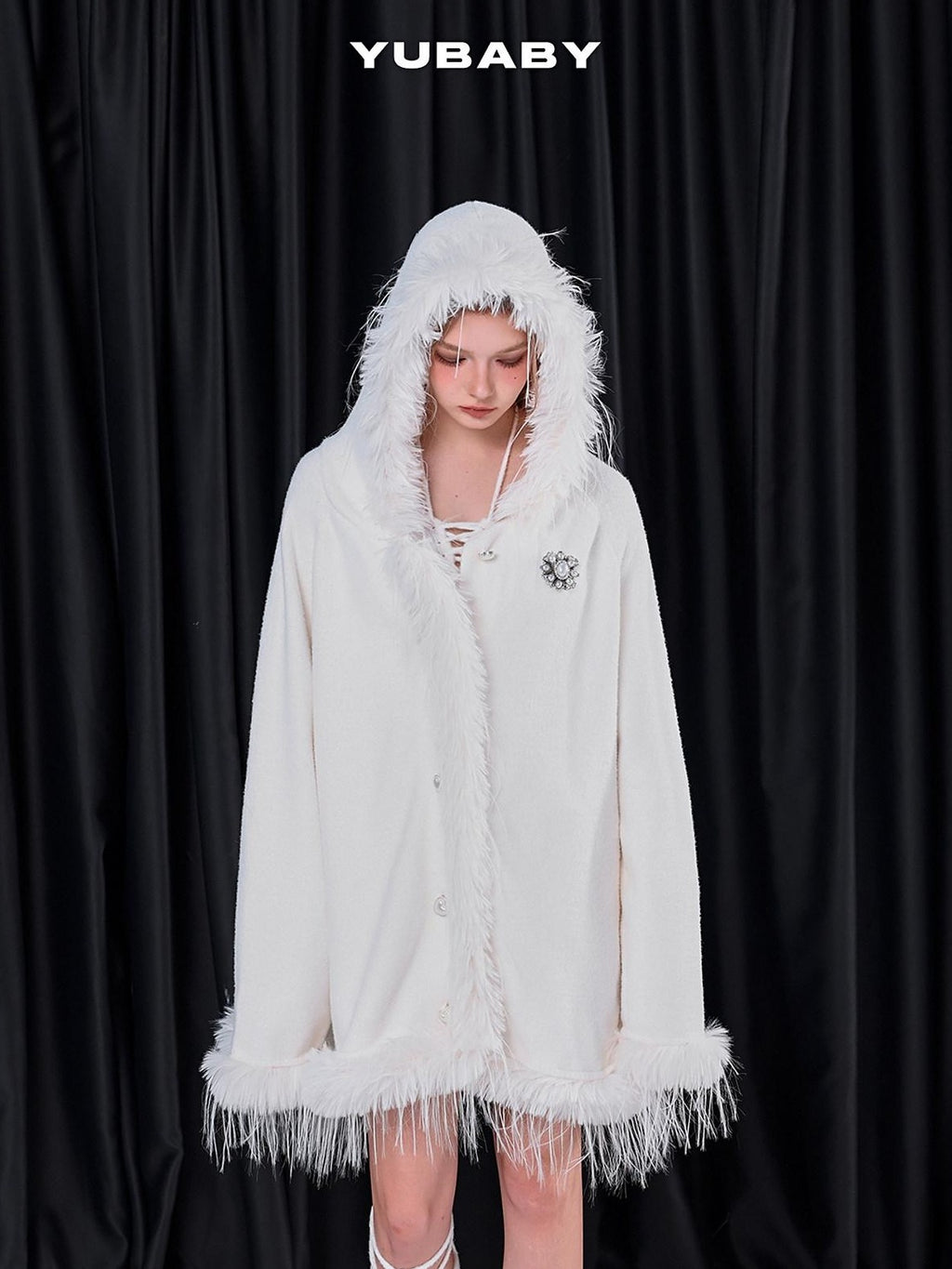 YUBABY Snow White Fur Collar Hooded Cape Knit Women's Acrylic Blend Cardigans