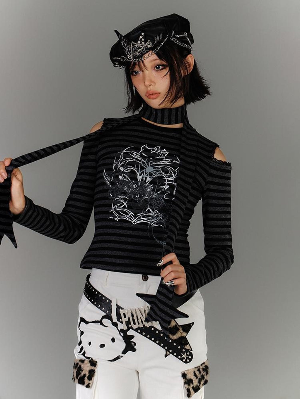 YUKAHOUSE American Punk Striped Cutout Off Shoulder Cotton Women's Long Sleeve T-shirts