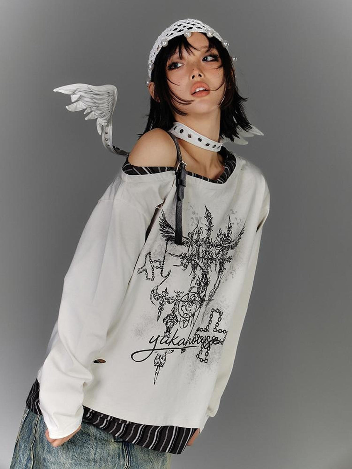 YUKAHOUSE Asymmetric Off Shoulder Ripped Punk Women's Cotton Long Sleeve T-shirts