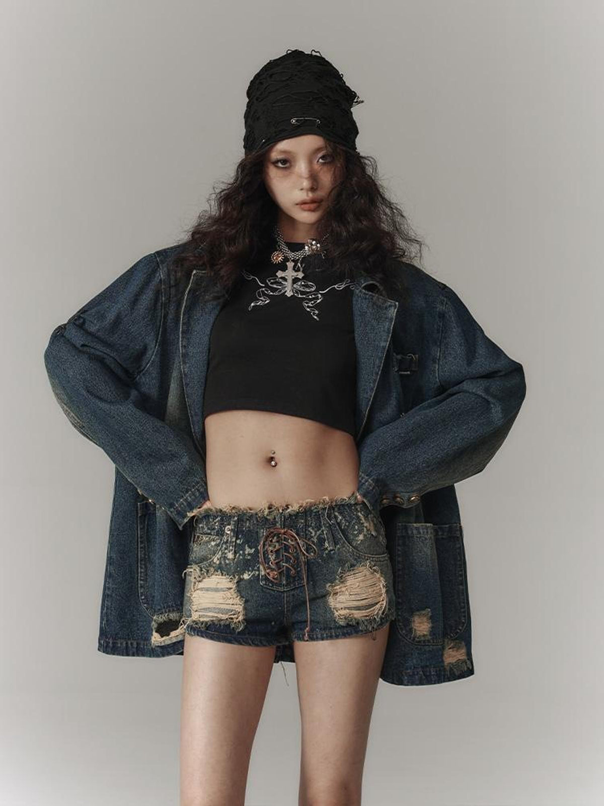 YUKAHOUSE Distressed Drawstring Low Waist Skinny Women's Denim Shorts