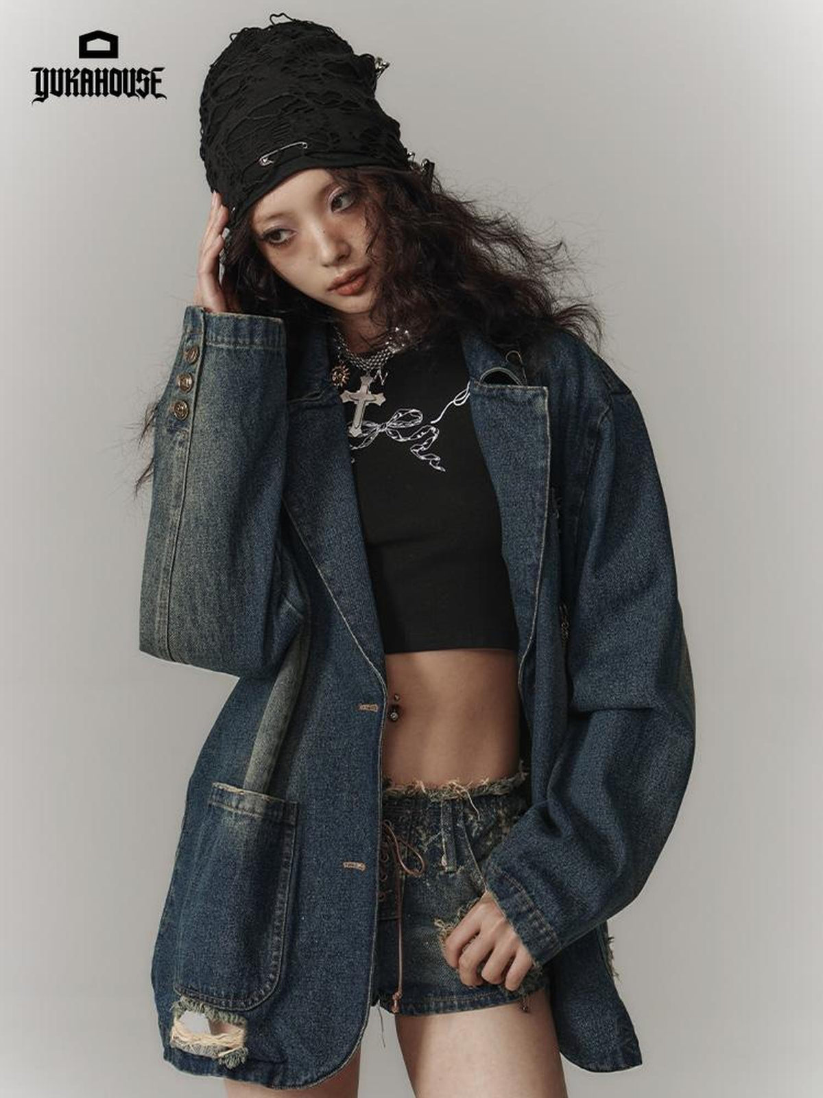 YUKAHOUSE Distressed Pin Detail Loose Fit Cotton Women's Denim Jackets