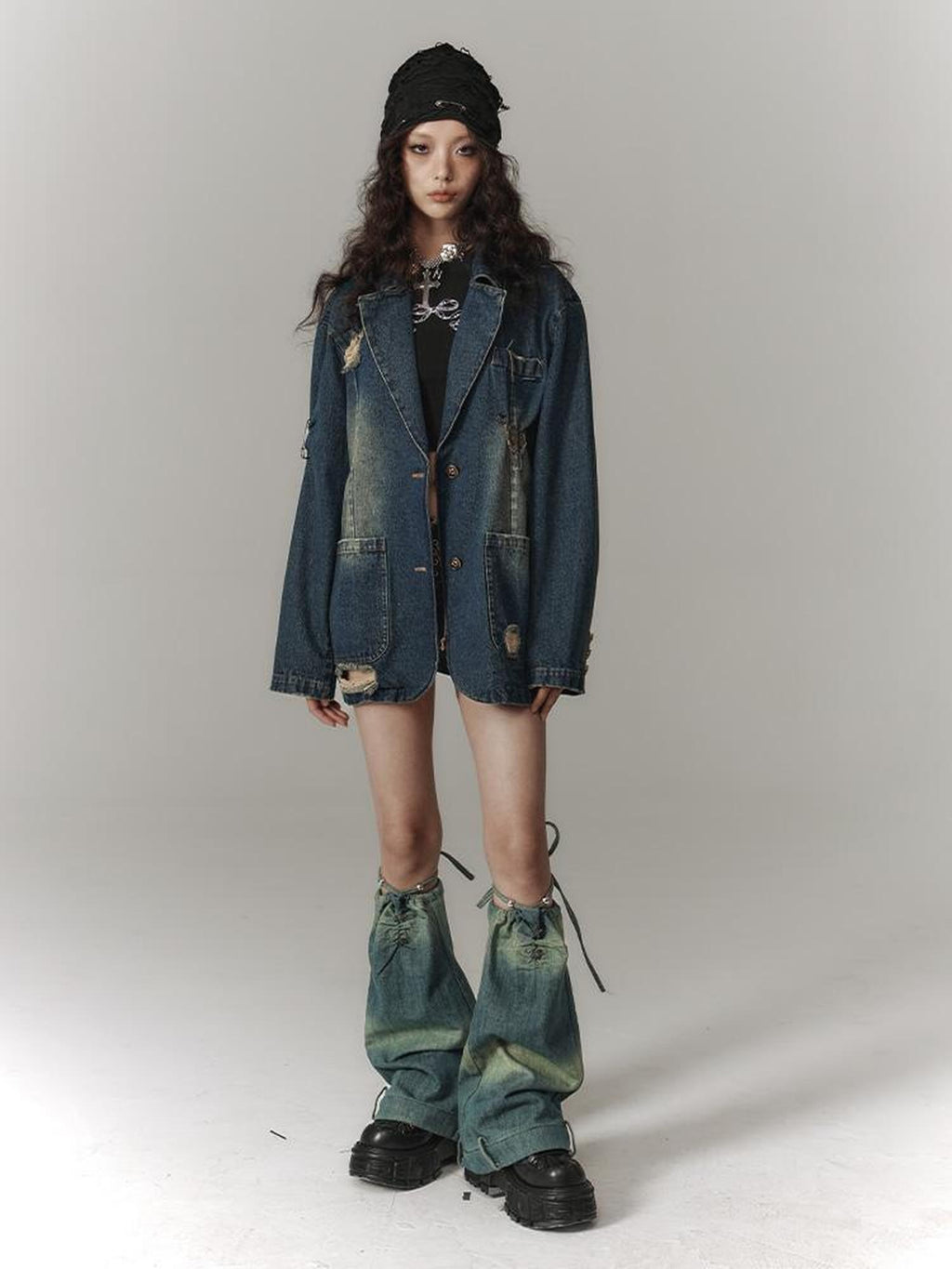 YUKAHOUSE Distressed Pin Detail Loose Fit Cotton Women's Denim Jackets