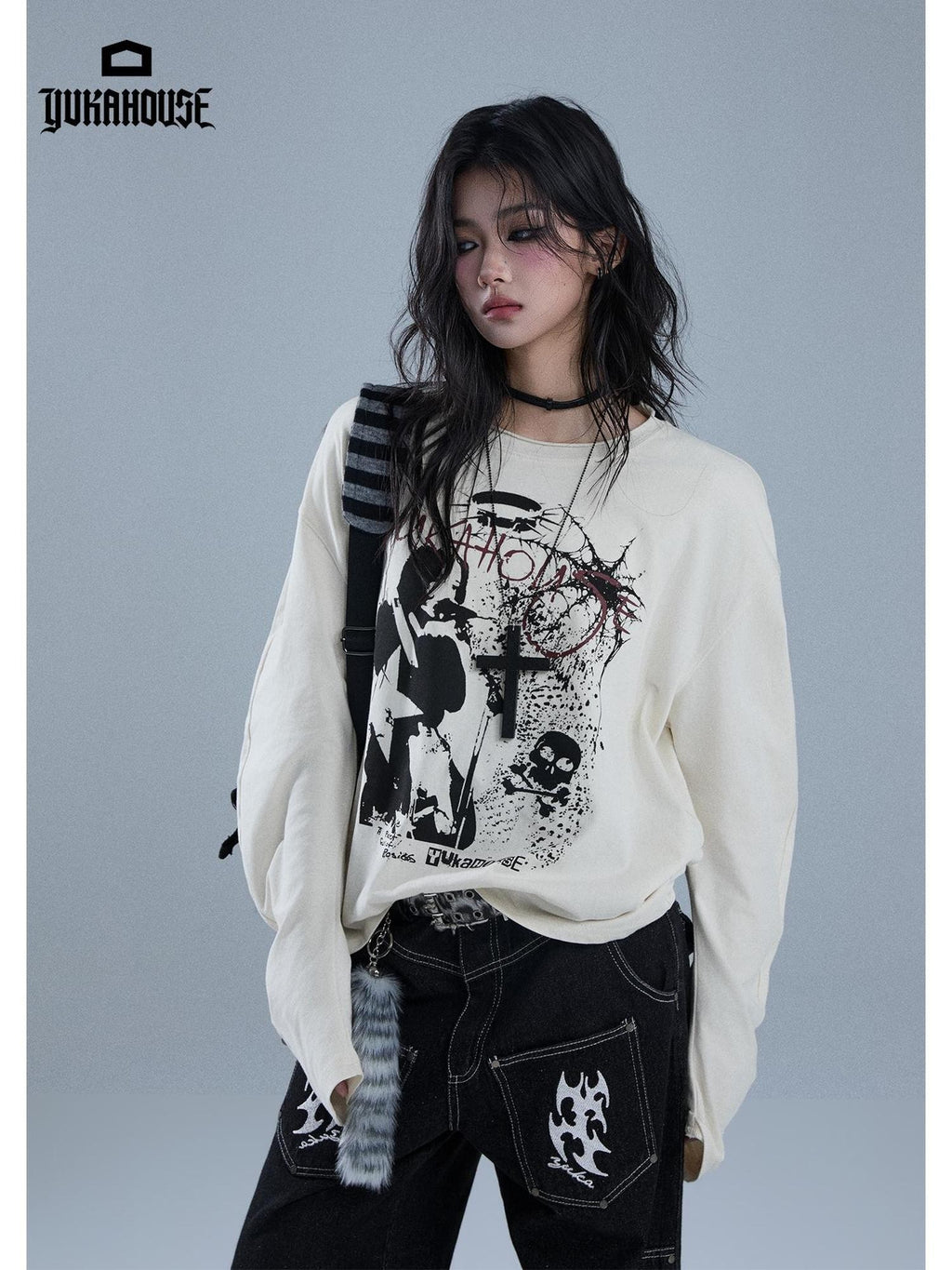 YUKAHOUSE Graffiti Skull Print Loose Fit 100% Cotton Women's Long Sleeve T-shirts
