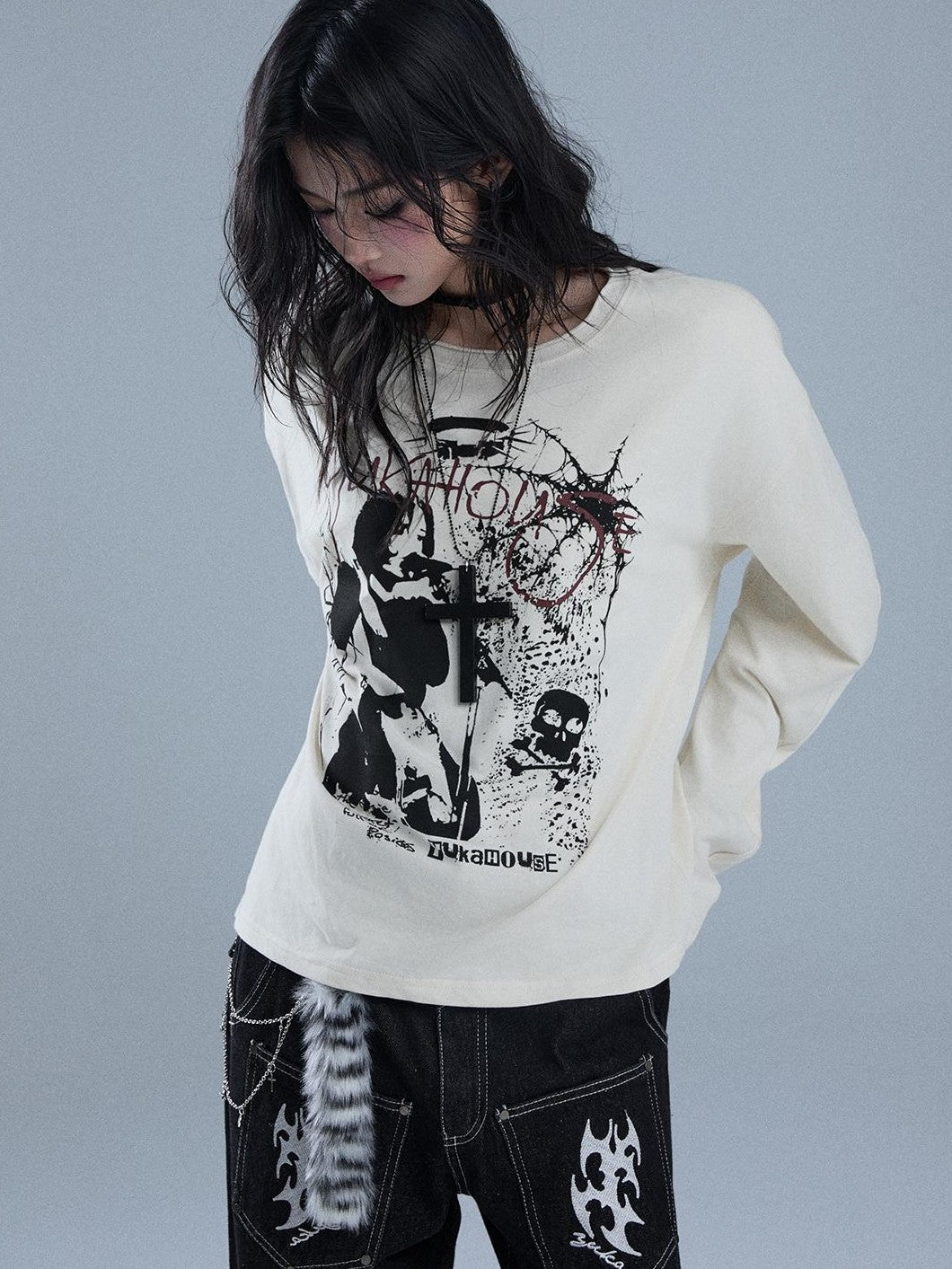 YUKAHOUSE Graffiti Skull Print Loose Fit 100% Cotton Women's Long Sleeve T-shirts