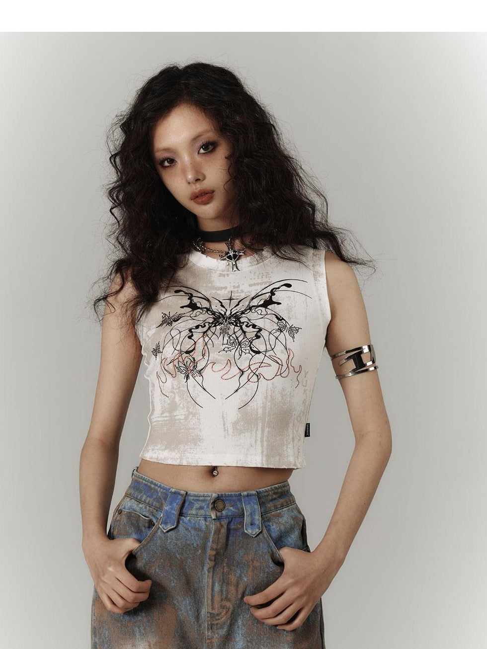 YUKAHOUSE Y2k Subculture Print Round Neck Slim Fit Women's Cotton Blend Crop Tops