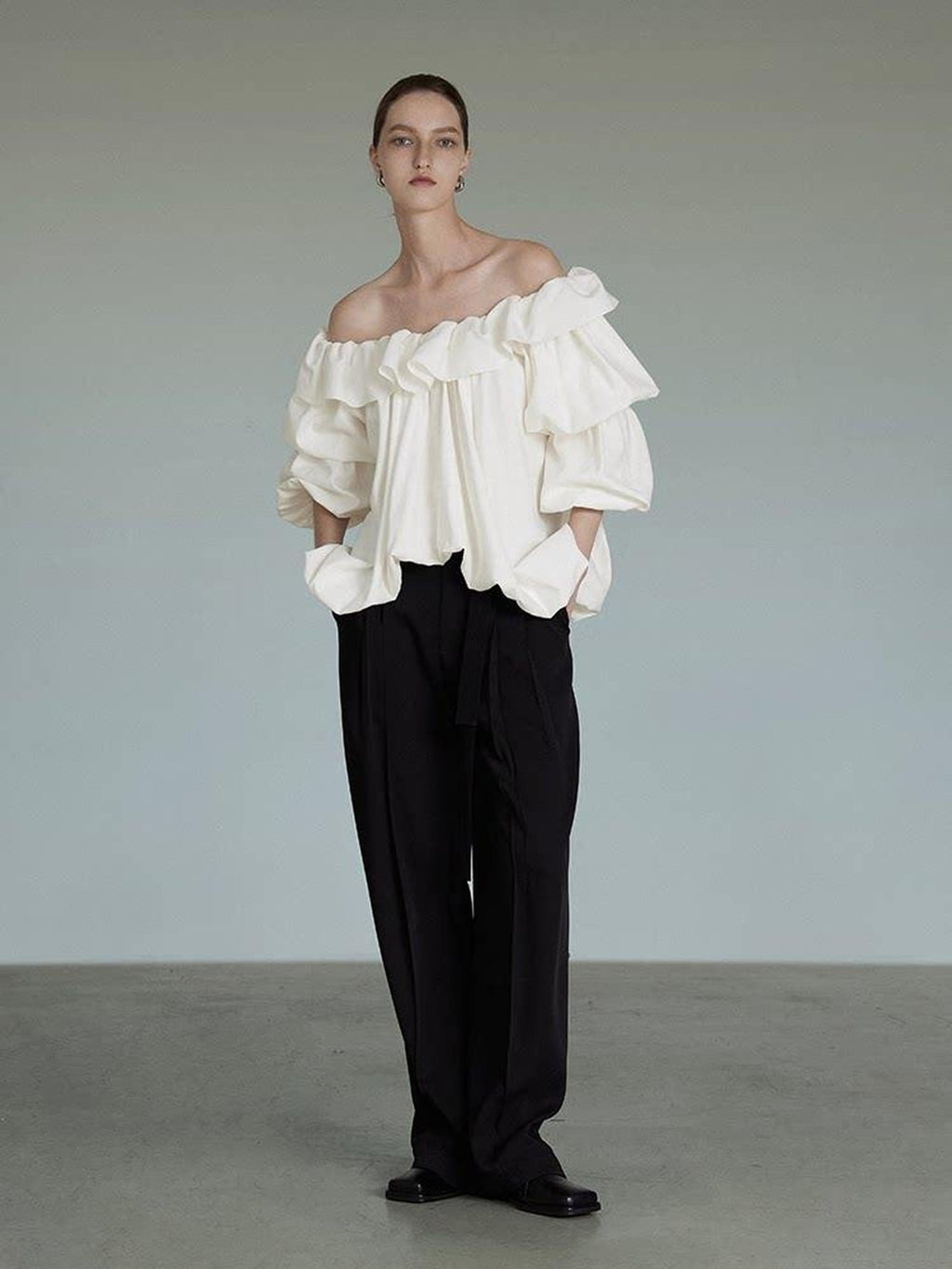 unspoken Breathable Viscose Ruffle Collar Loose Minimal Office Women Pullover Blouses