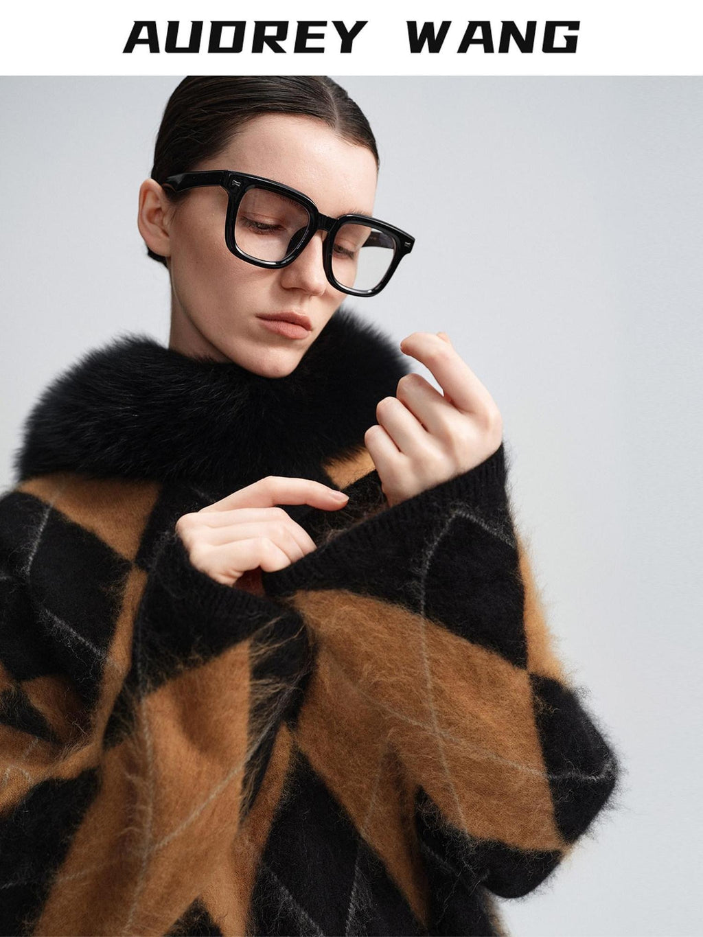 audreyyang Thick Wool Cashmere Vintage Straight Fit Brown Diamond Knit Women Sweaters