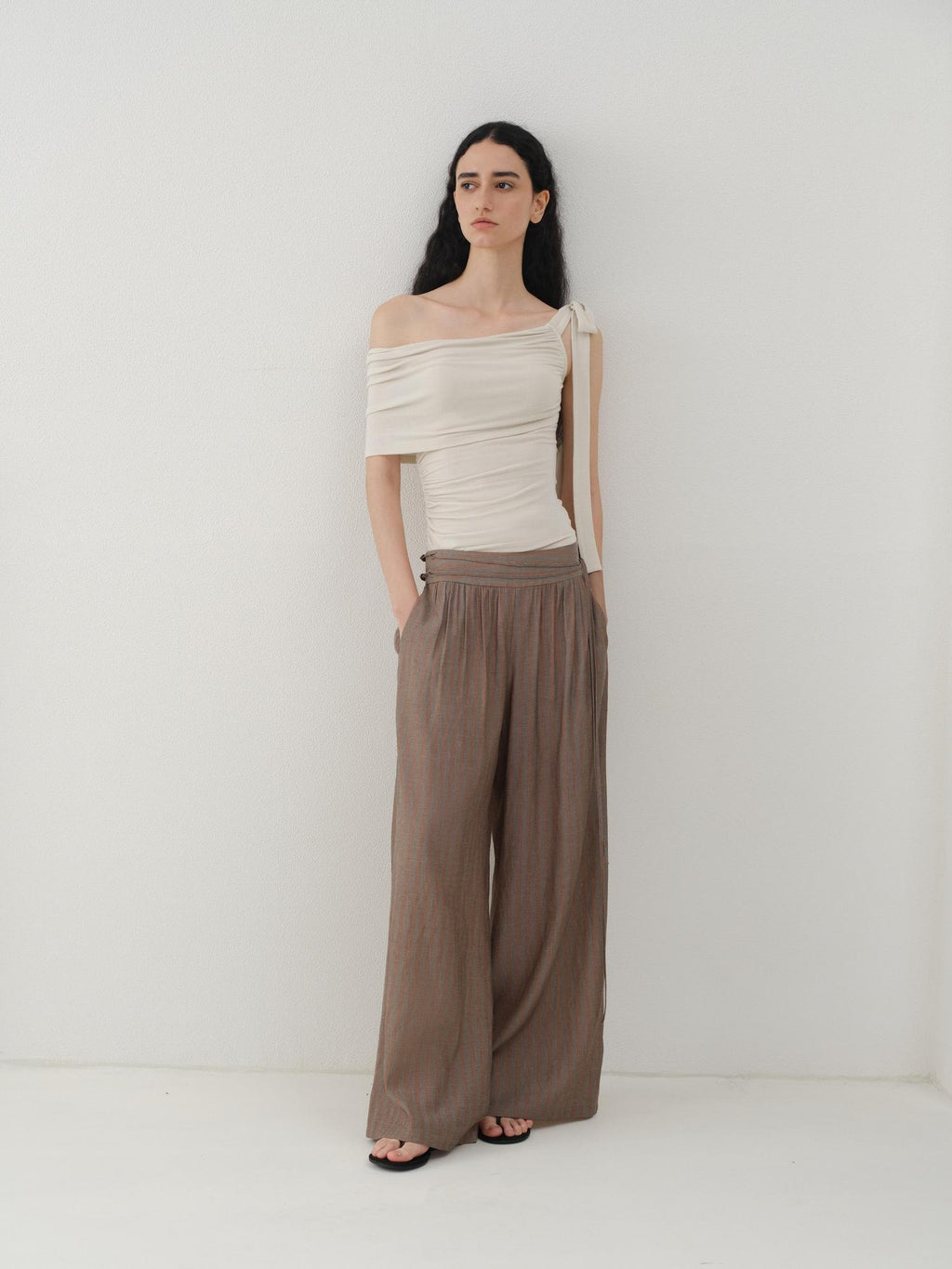 someonesometimes Slim Fit Knit Off Shoulder Casual Solid Apricot Gray Acrylic Stretch Women Top