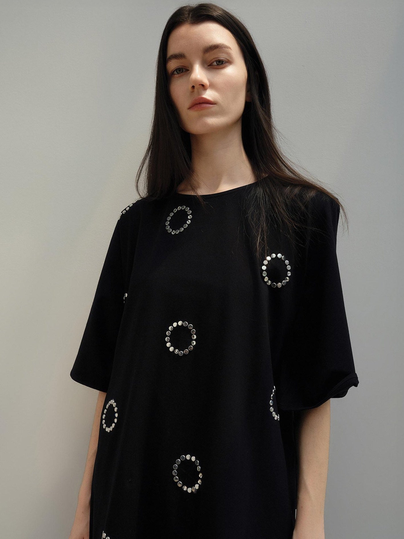 audreyyang Rhinestone Minimal Asymmetric Loose Fit Cotton Midlength Short Sleeve T-Shirts