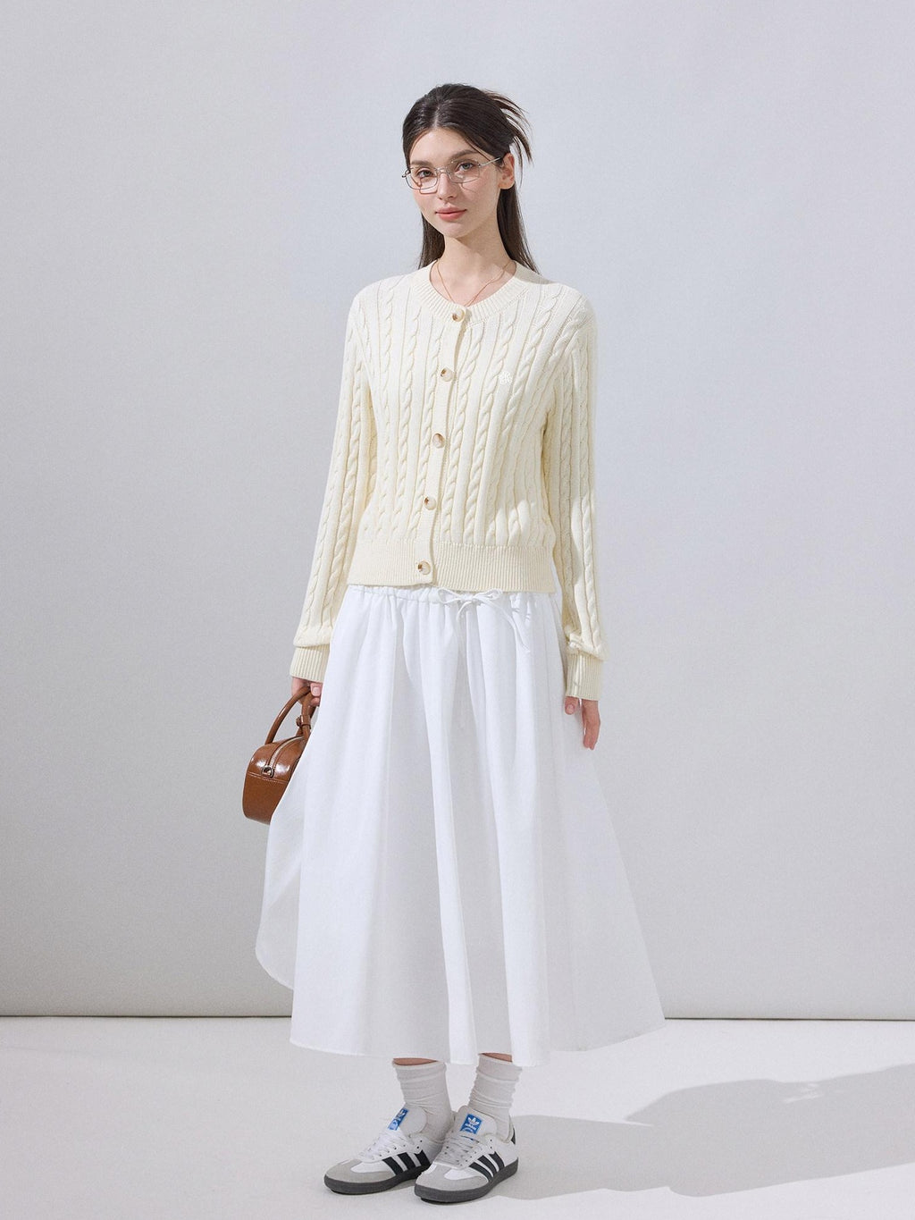 ikyou Soft Embroidered Preppy Short Length Round Neck Everyday Cotton Rich Cardigans