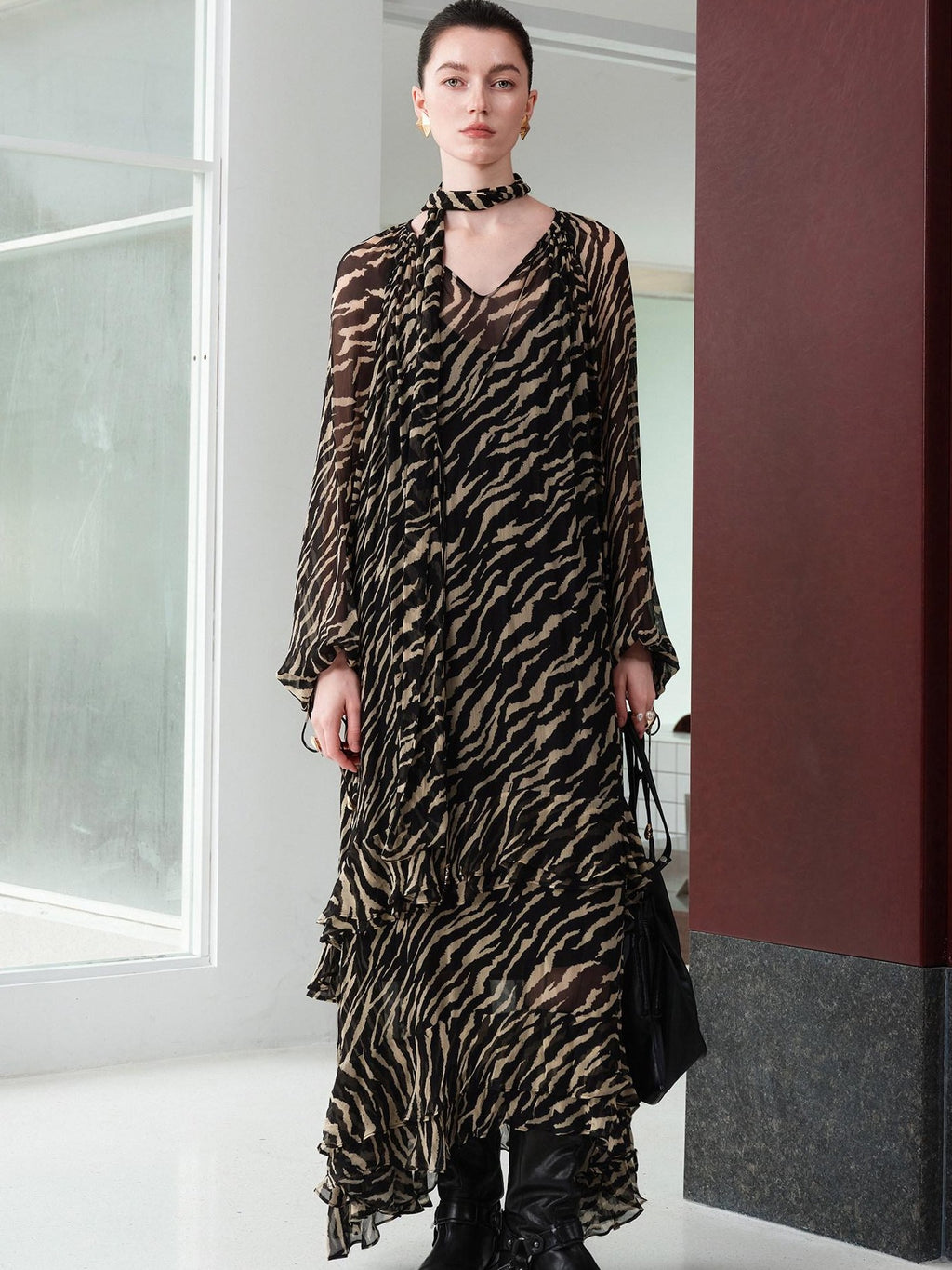 audreyyang Soft Viscose Ruffle Casual A Line Zebra V-neck Long Sleeve Maxi Dresses