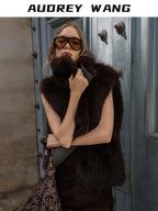 audreyyang Warm Reversible Faux Fur Stand Collar Sleeveless Relaxed Olive Short Coat