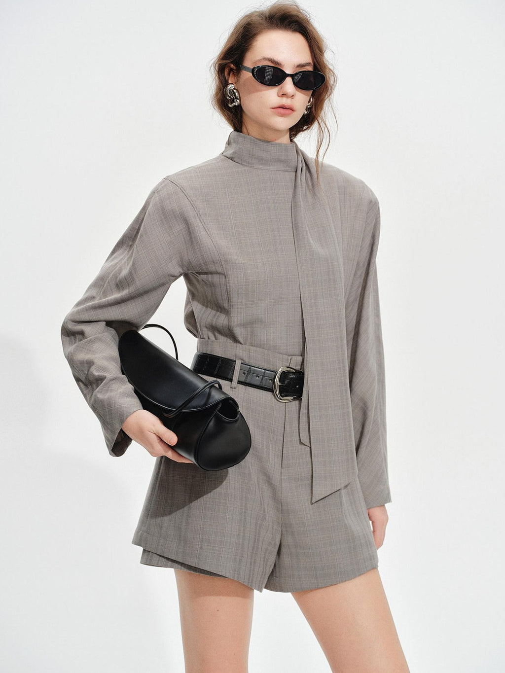 audreyyang Non Deforming Loose Plaid High Neck Long Sleeve Women Grey Top & Shorts Sets