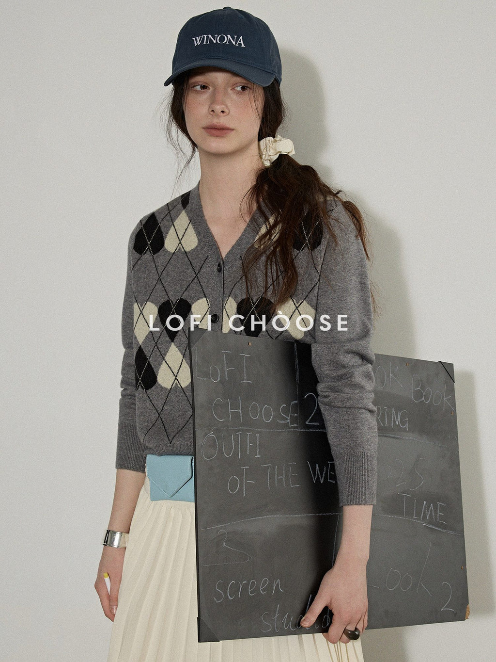 Lofi choose Acrylic Blend Colorblock Relaxed Fit Office Women Heart Buttoned Gray Cardigans