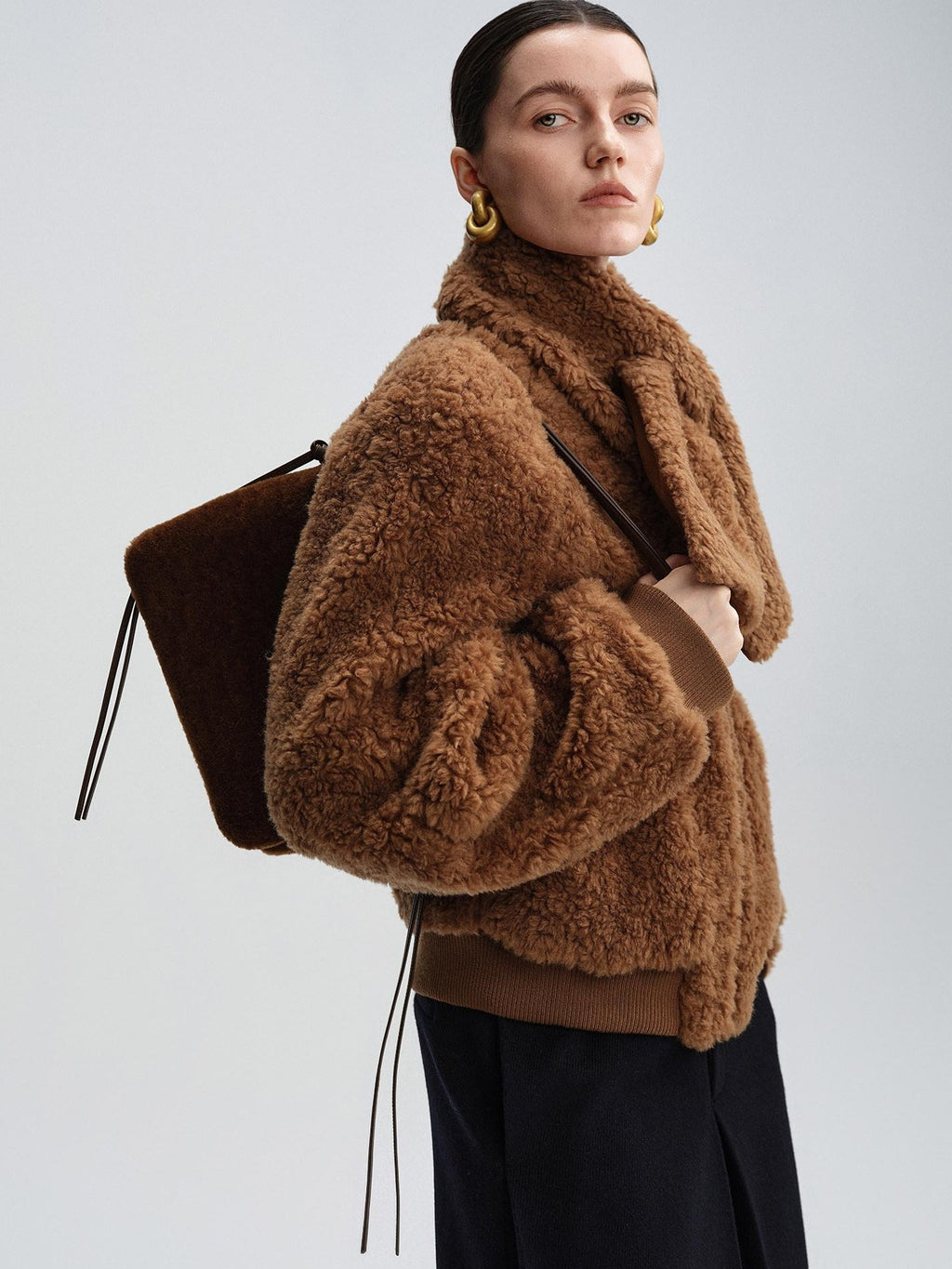 audreyyang Lambswool Trim Stand Collar Straight Short Zip Women Casual Bomber Jackets