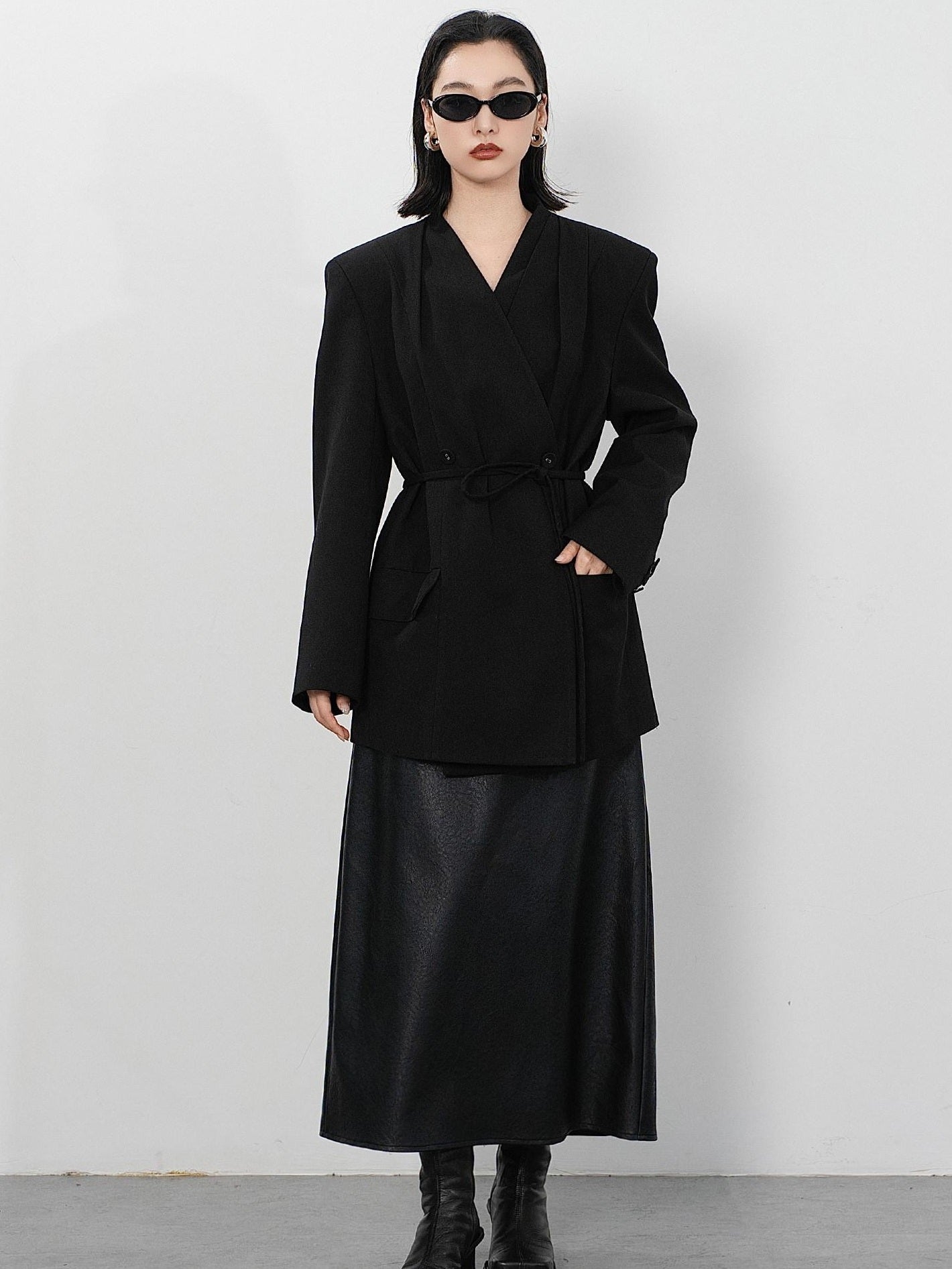 audreyyang Pleated Structured Loose Fit Double Breasted Mid Length Women Office Blazers
