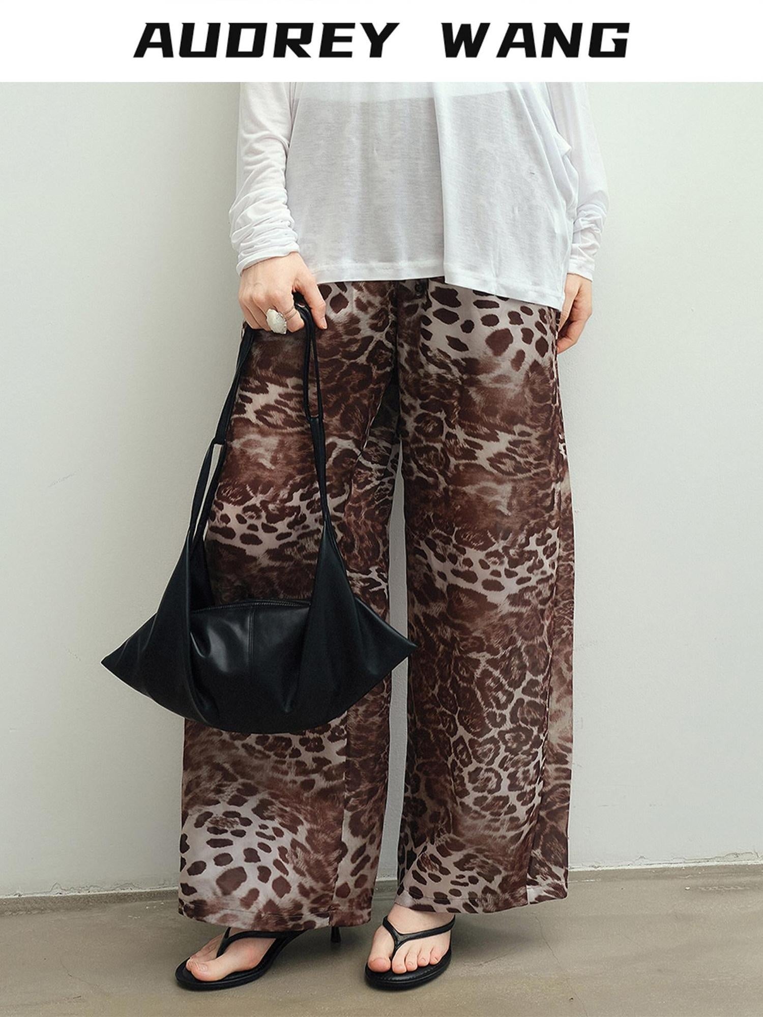 audreyyang Leopard Print Minimal Elastic Waist Natural Rise Commuter Women Wide Leg Pants