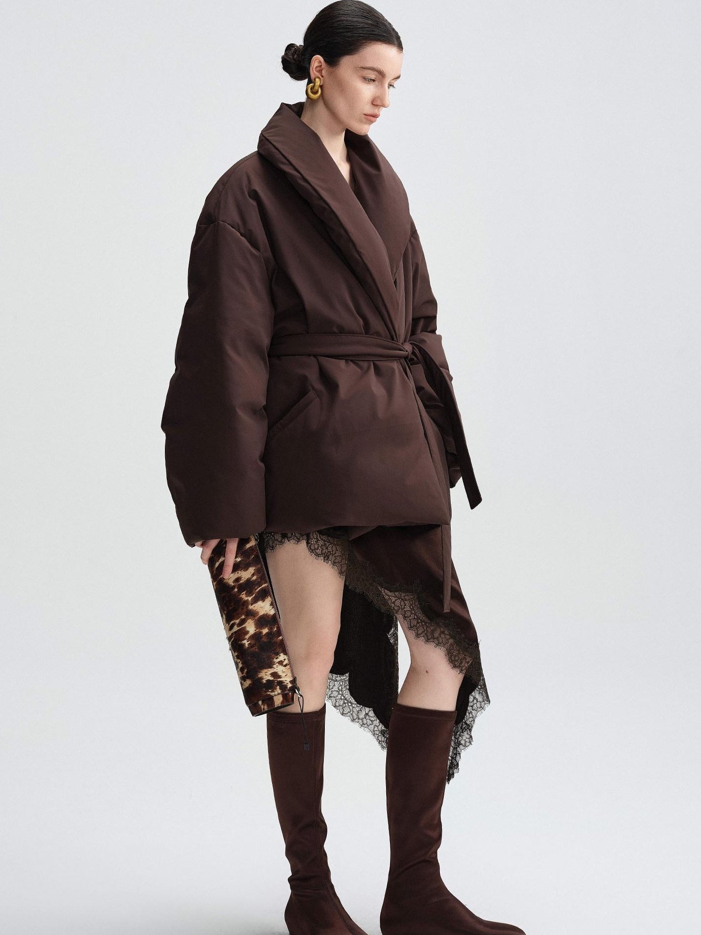 audreyyang Warm 90% Duck Down Loose Casual Stand Collar Women Chocolate Brown Down Jackets