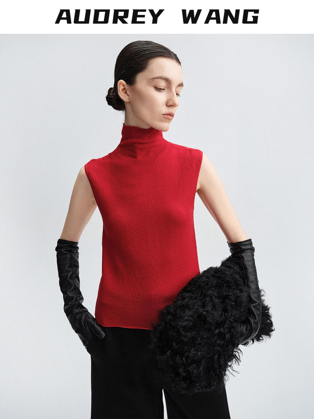 audreyyang Paris Red Slim 100 Percent Sheep Wool High Neck Sleeveless Off Shoulder Crop Tops