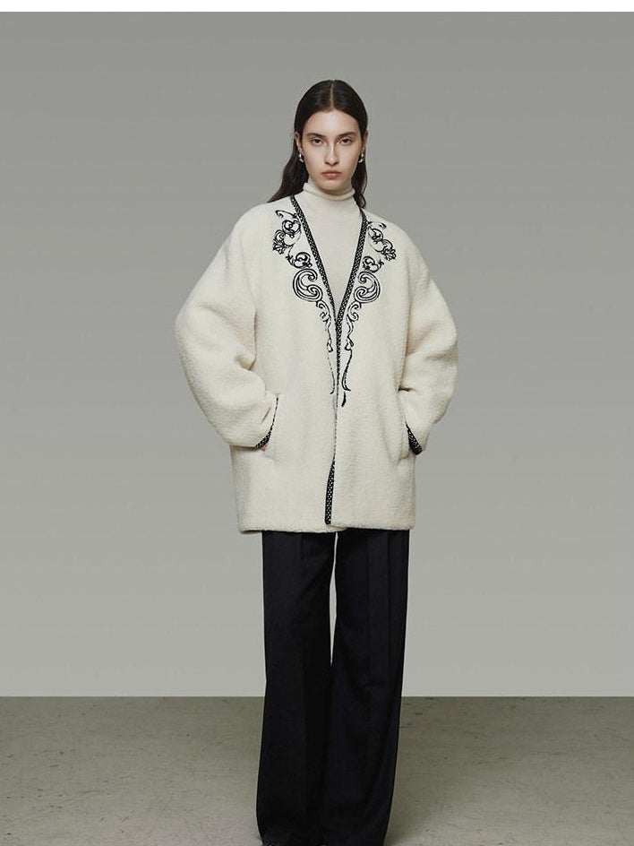 unspoken 3D Tailored Clean Minimalist Loose Fit Women Office White Polyester Short Coat