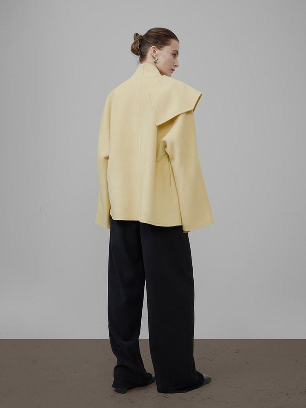 unspoken Minimal Commuter Short Straight Fit Women Cream Yellow S M Wool Coats