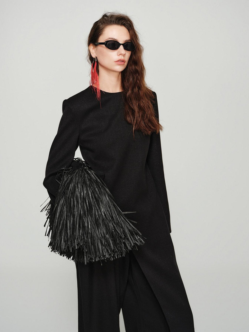 audreyyang Elegant Slim Waist Poly Blend Round Neck Midlength Pullover Black Long Coats