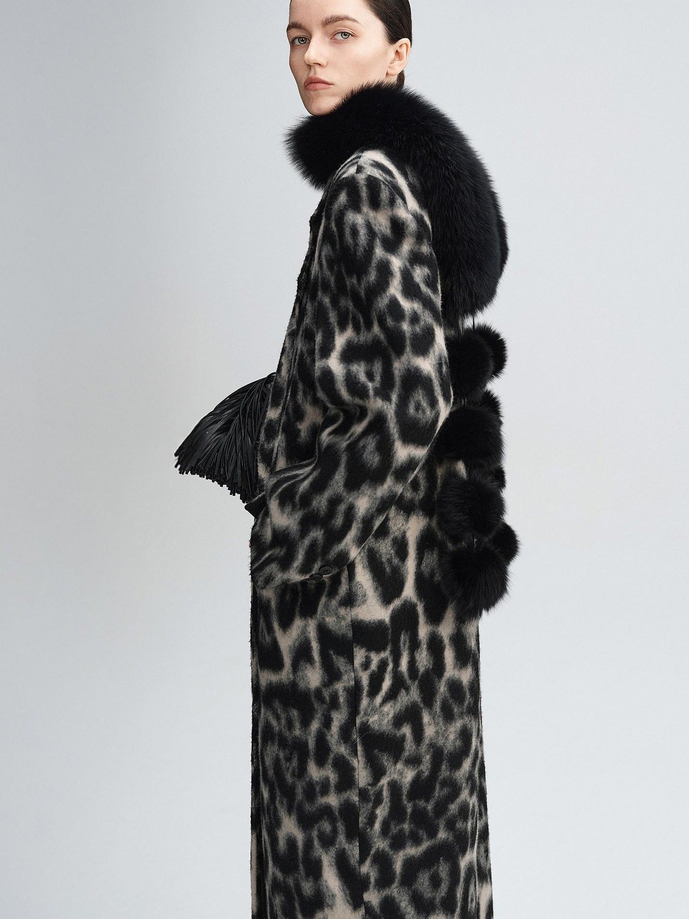 audreyyang Thick Wool Blend Retro Loose Leopard Double Breasted Lapel Long Coats