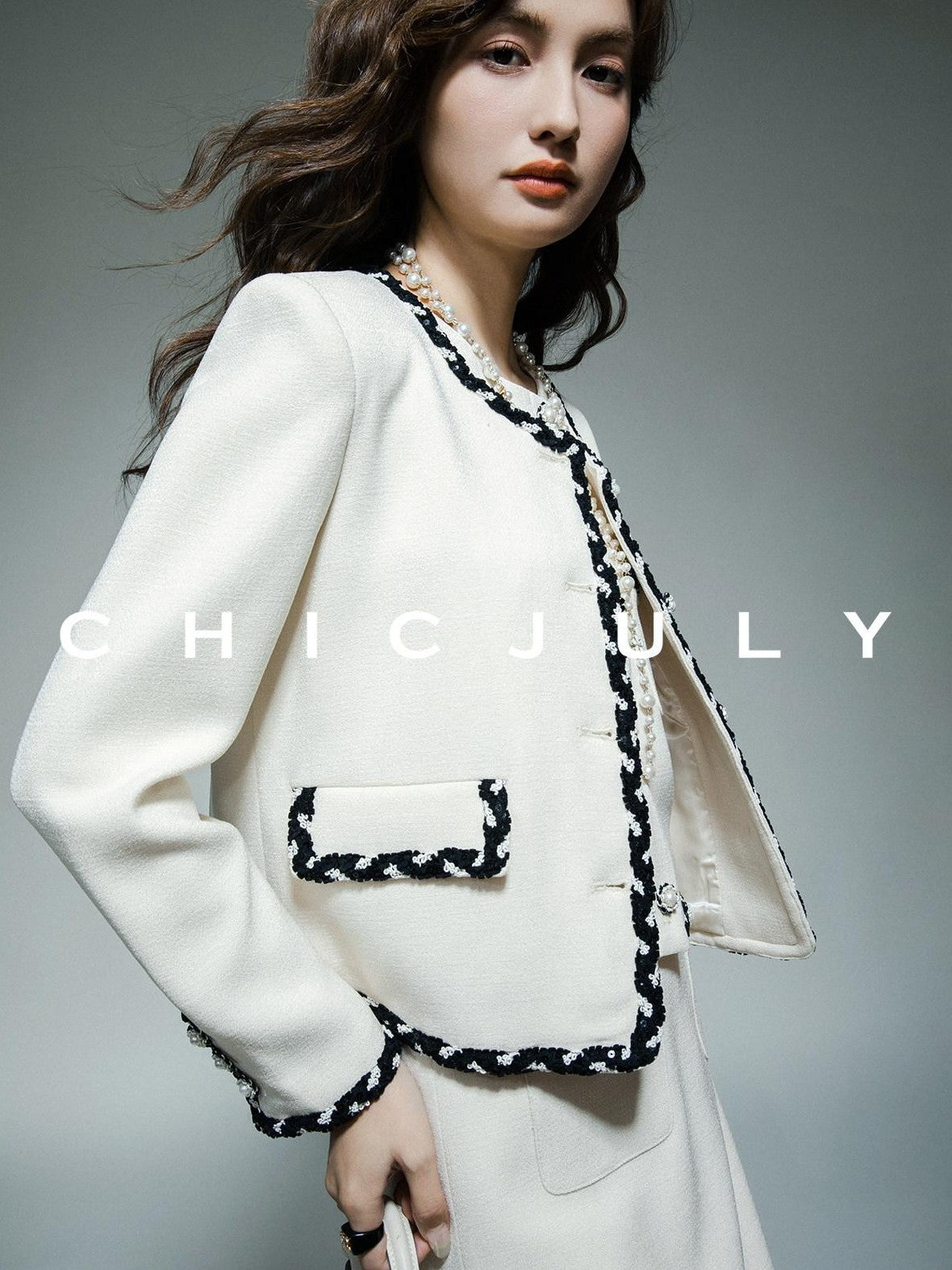 chicjuly Black White Sequin Chain Button Round Neck Women's Acetate Skirt Suits
