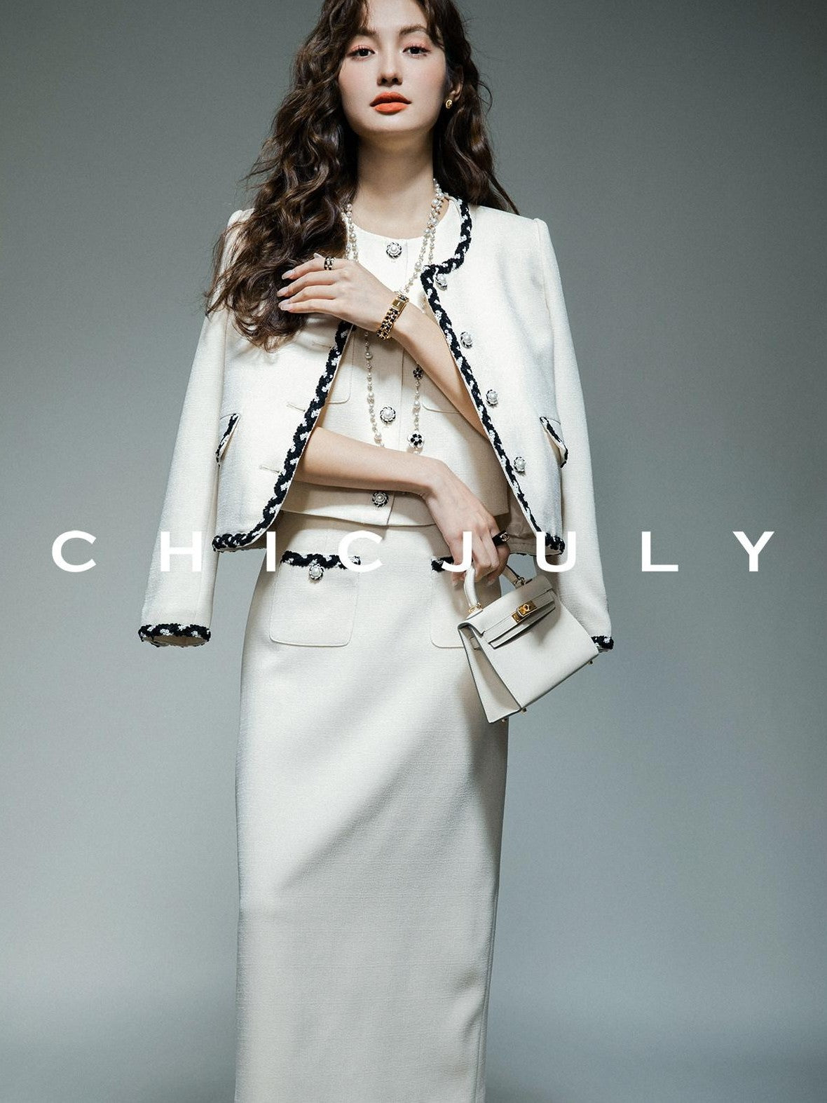 chicjuly Black White Sequin Chain Button Round Neck Women's Acetate Skirt Suits