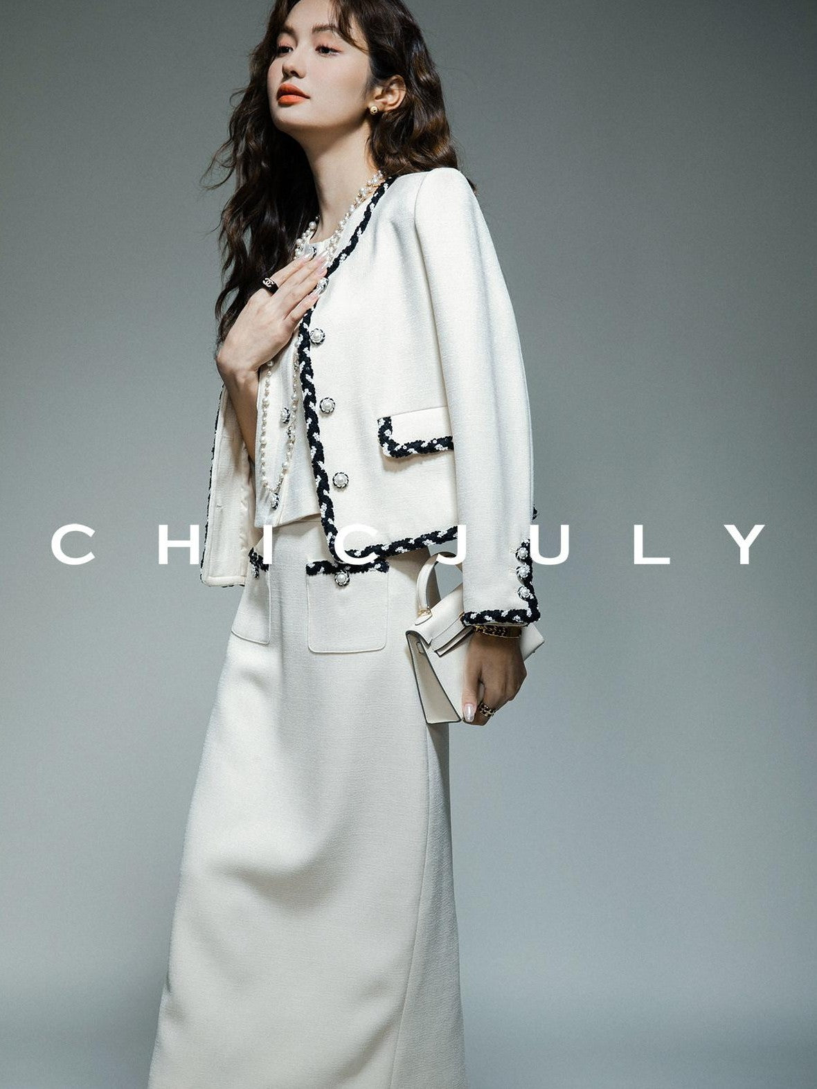 chicjuly Black White Sequin Chain Button Round Neck Women's Acetate Skirt Suits