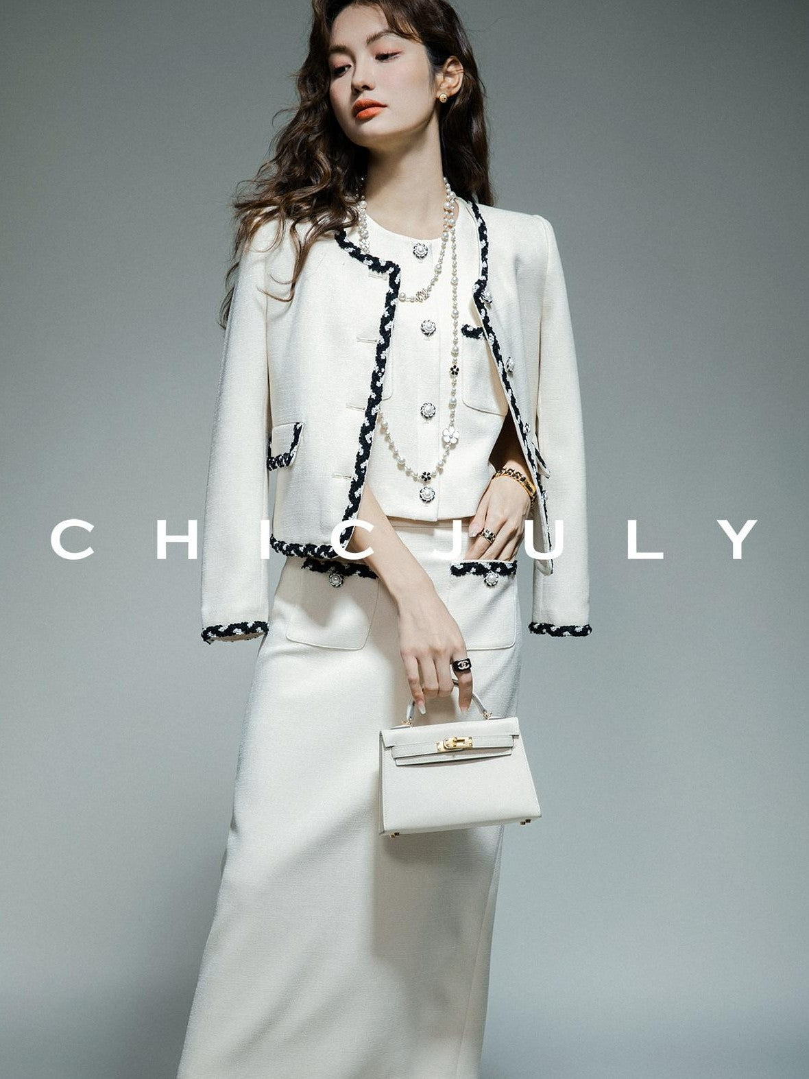 chicjuly Black White Sequin Chain Button Round Neck Women's Acetate Skirt Suits