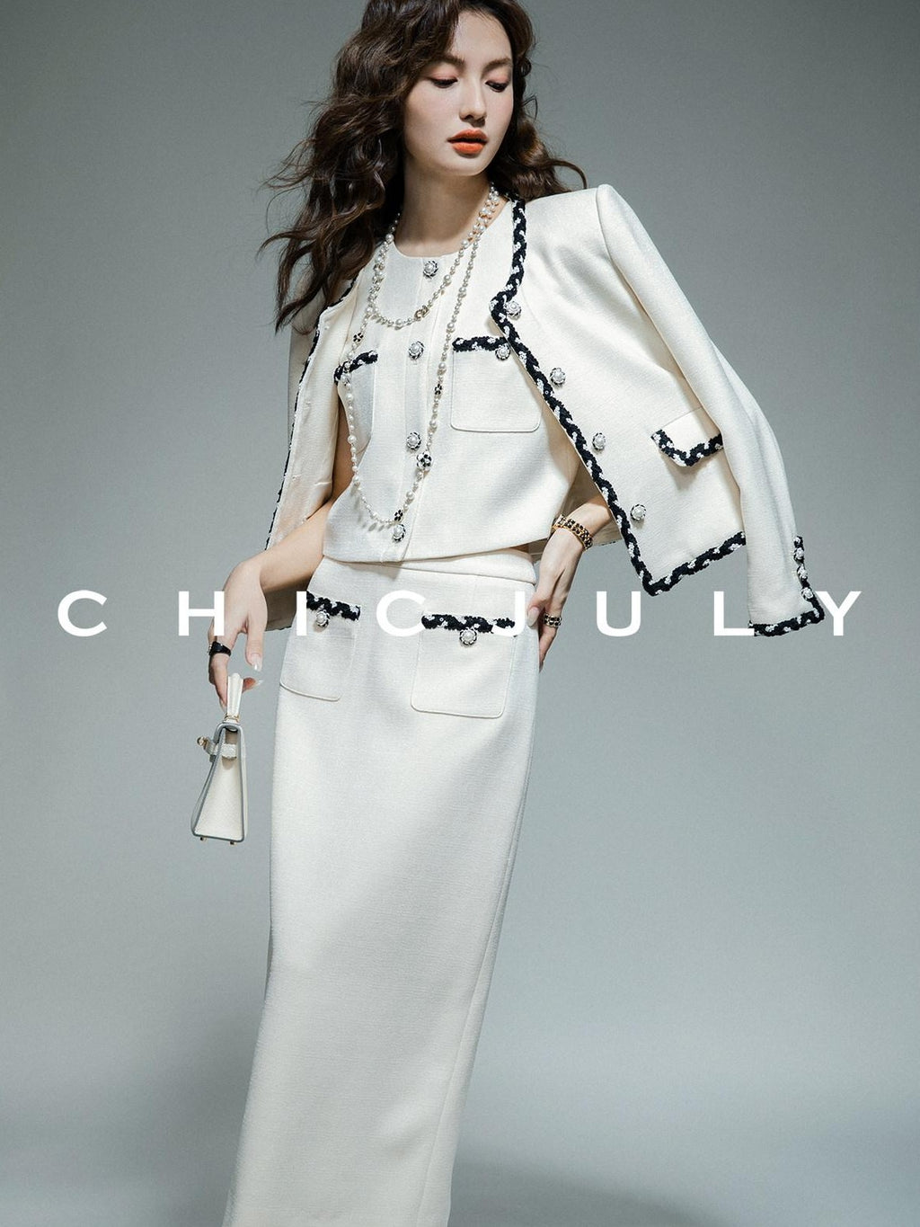 chicjuly Black White Sequin Chain Button Round Neck Women's Acetate Skirt Suits