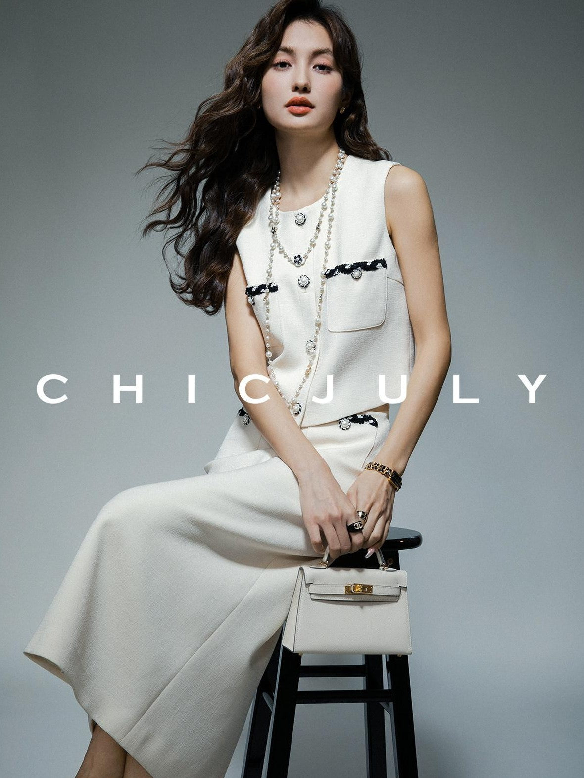 chicjuly Black White Sequin Chain Button Round Neck Women's Acetate Skirt Suits