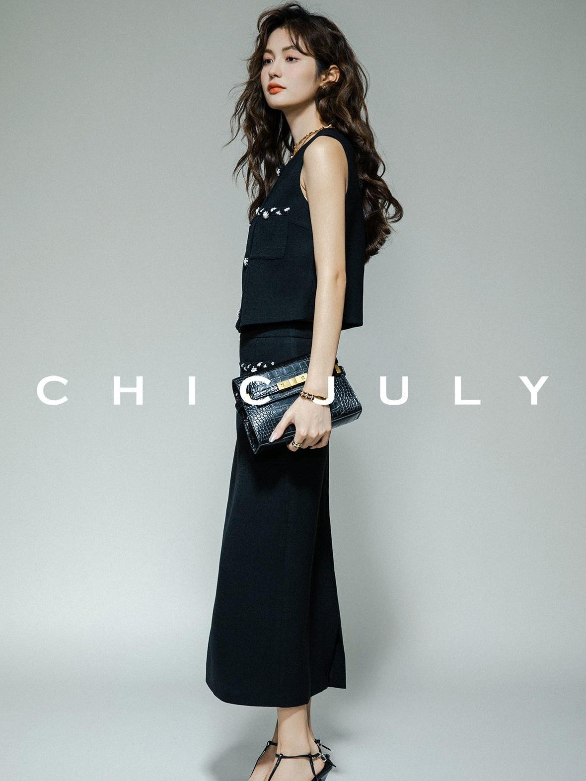 chicjuly Black White Sequin Chain Button Round Neck Women's Acetate Skirt Suits