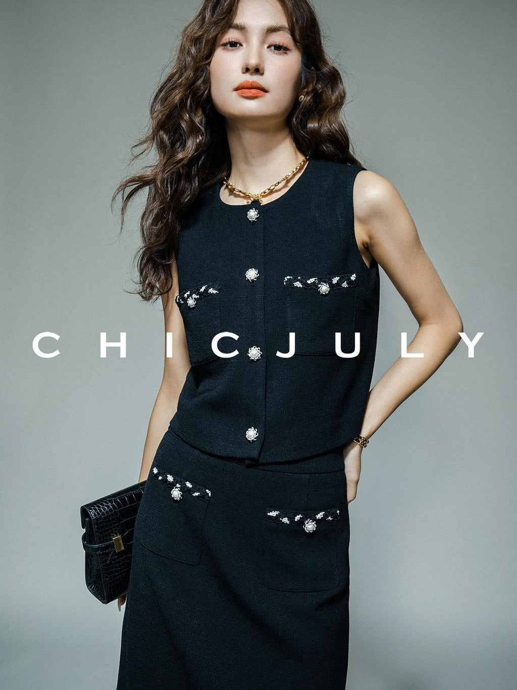 chicjuly Black White Sequin Chain Button Round Neck Women's Acetate Skirt Suits