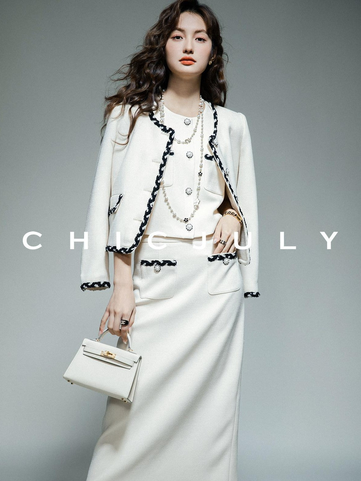 chicjuly Black White Sequin Chain Button Round Neck Women's Acetate Skirt Suits